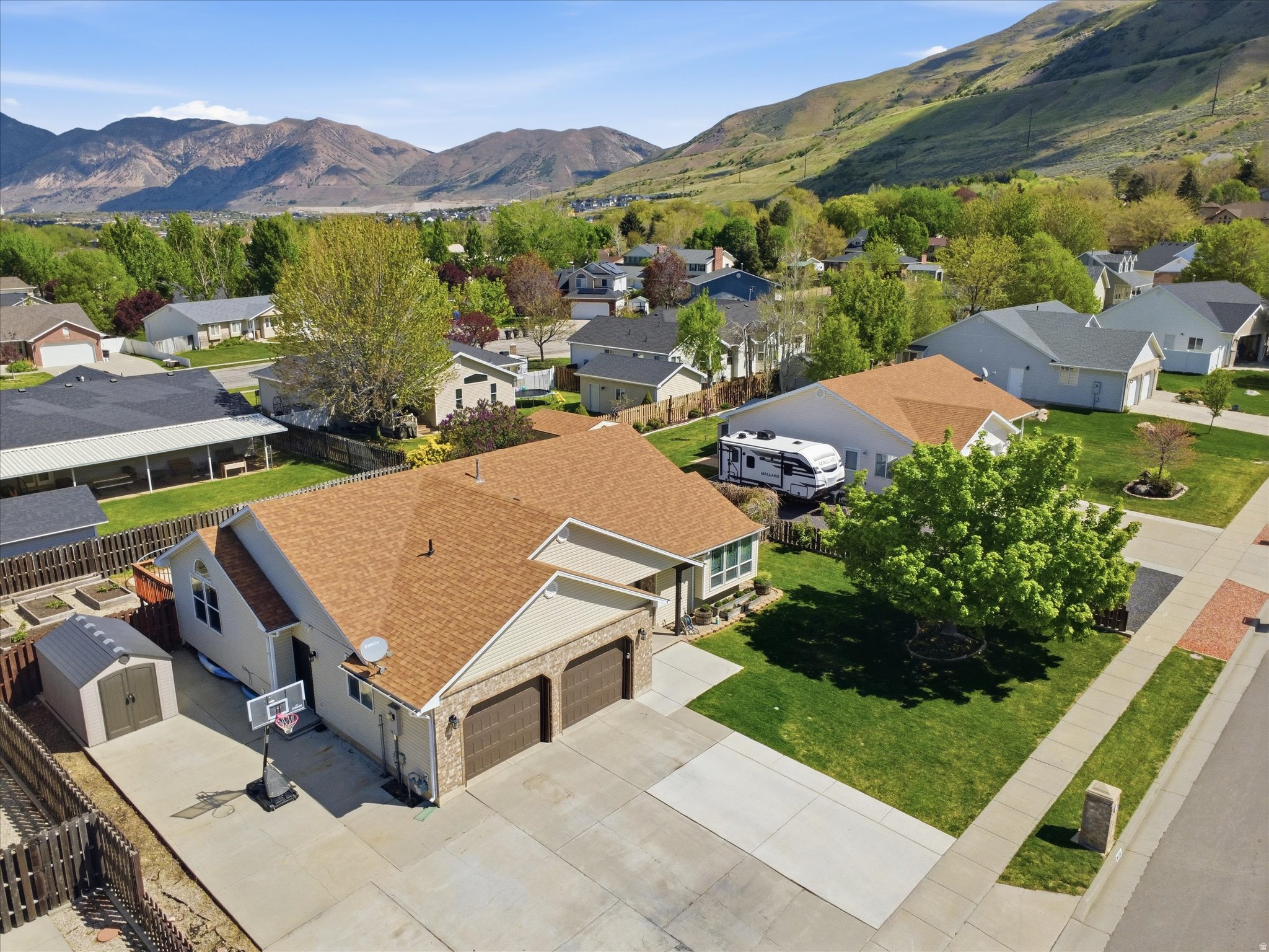 main property photo 42