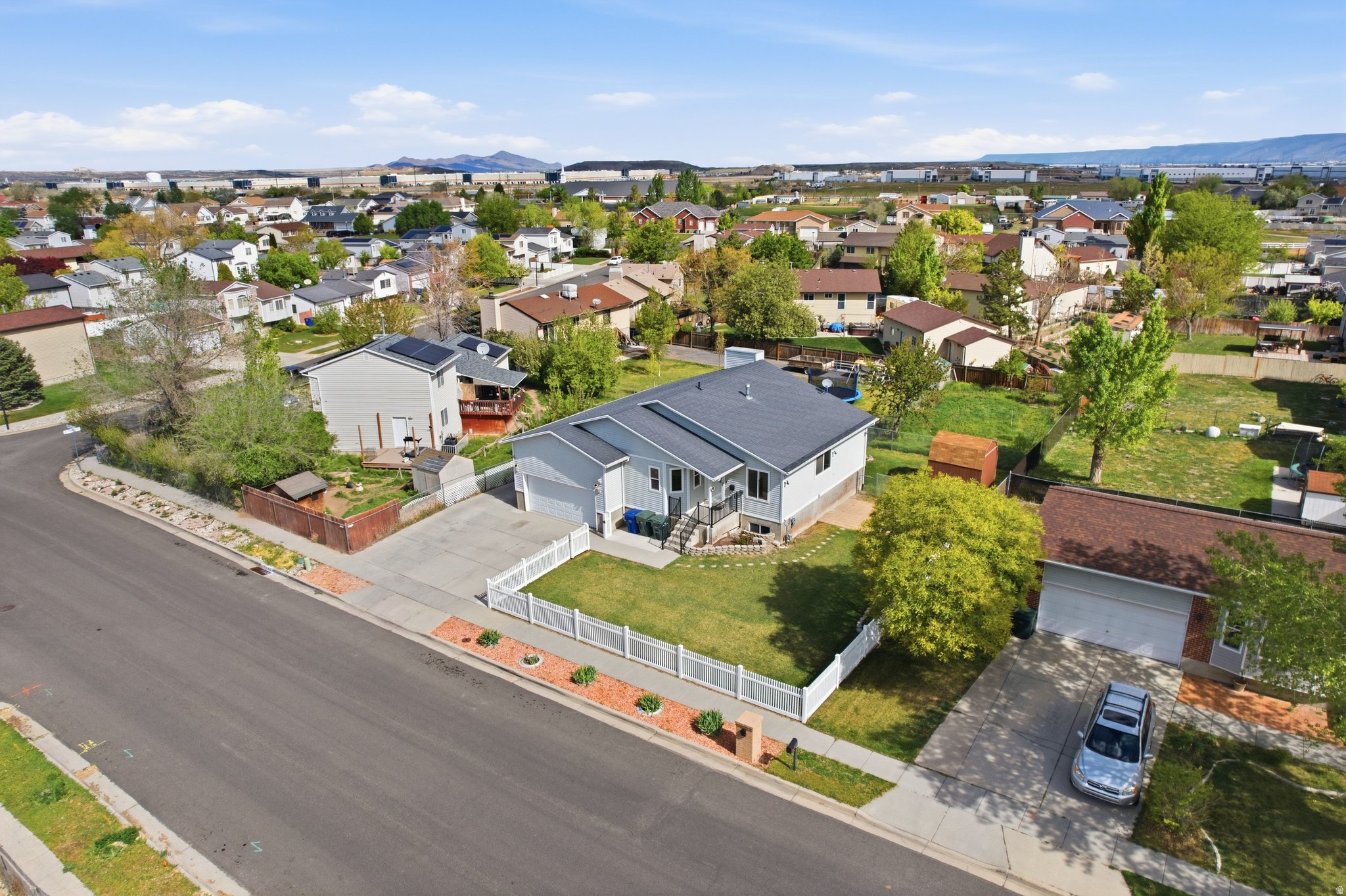 main property photo 47