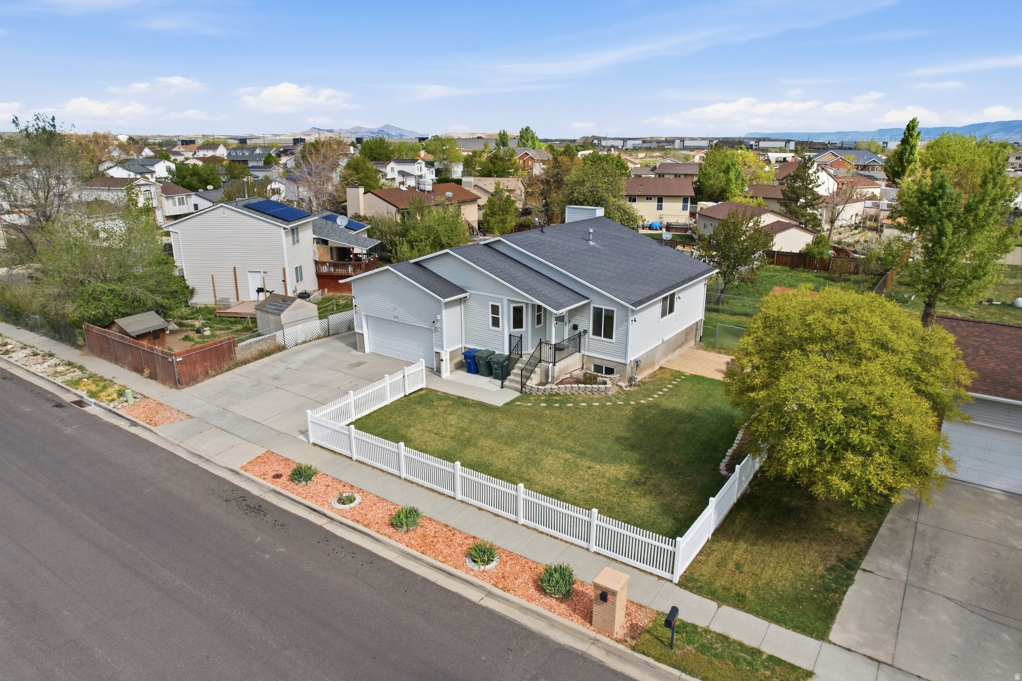 main property photo 48