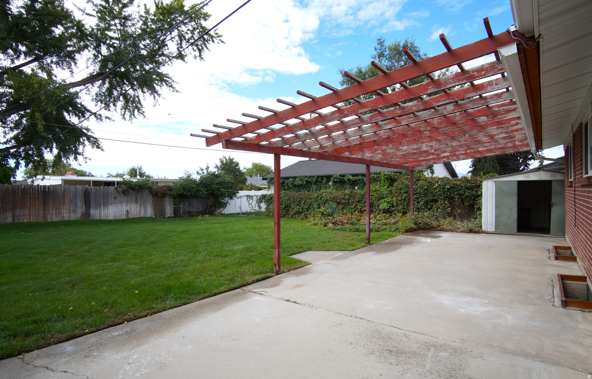 main property photo 36