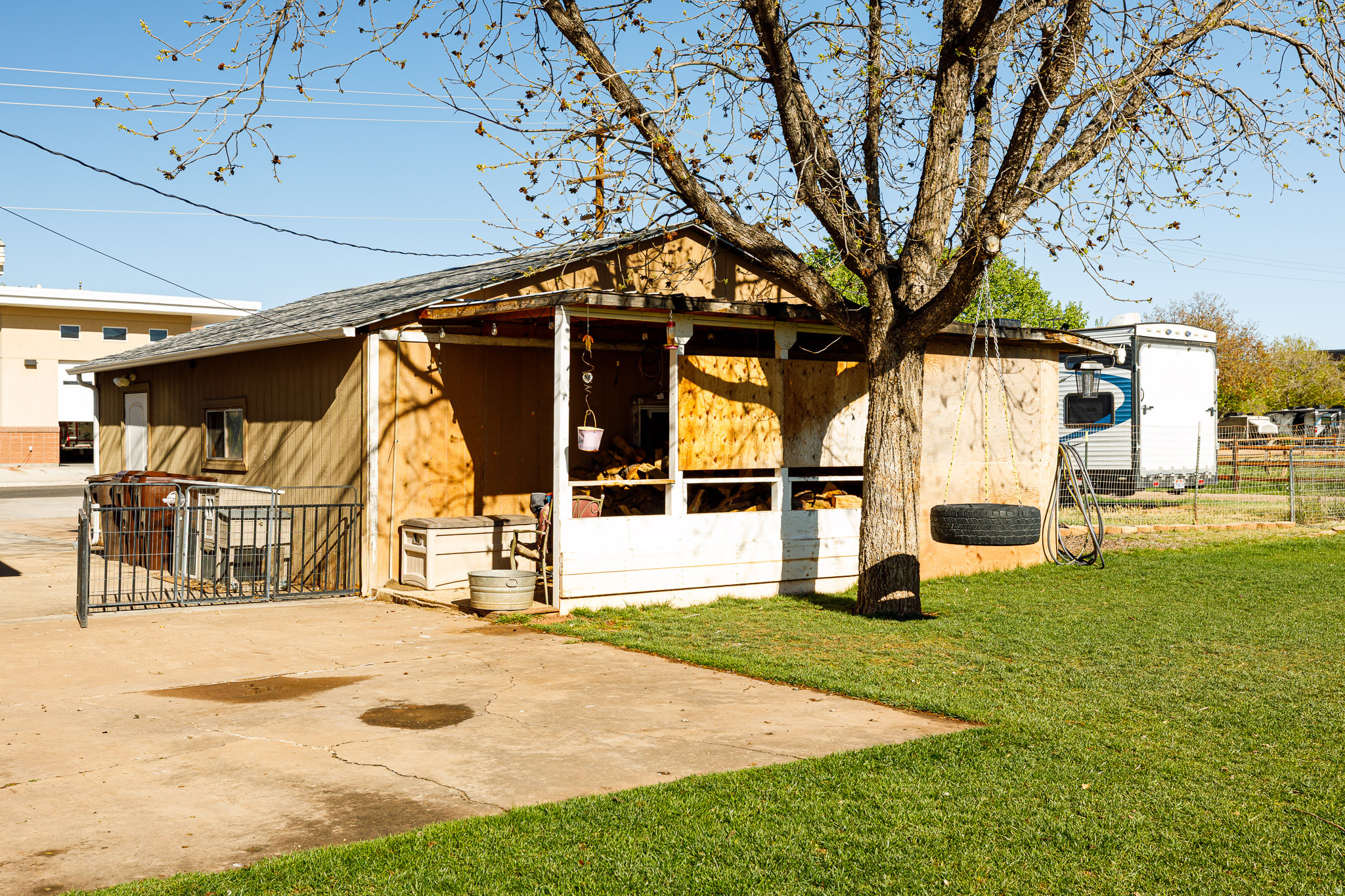 main property photo 33