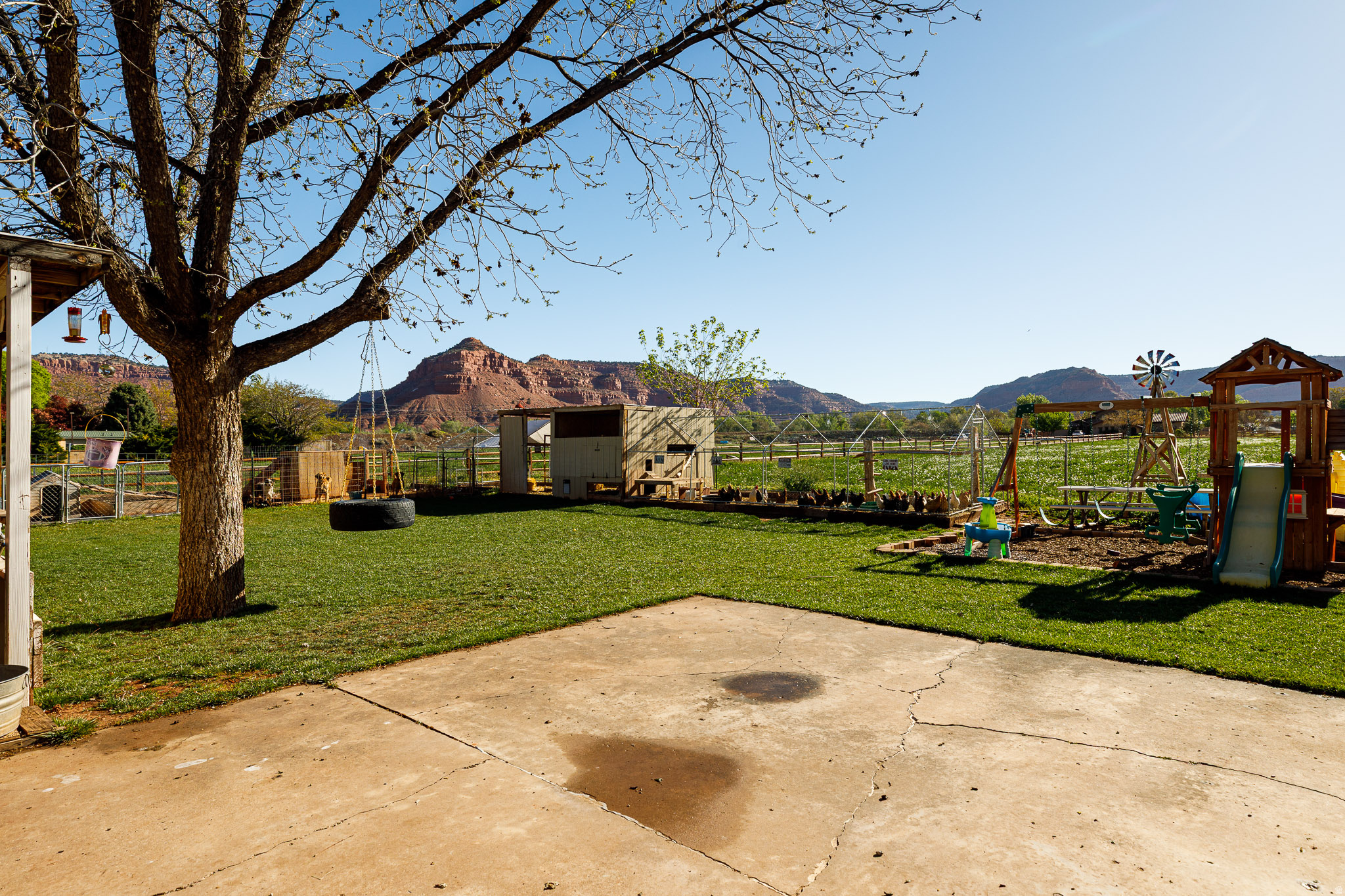 main property photo 34