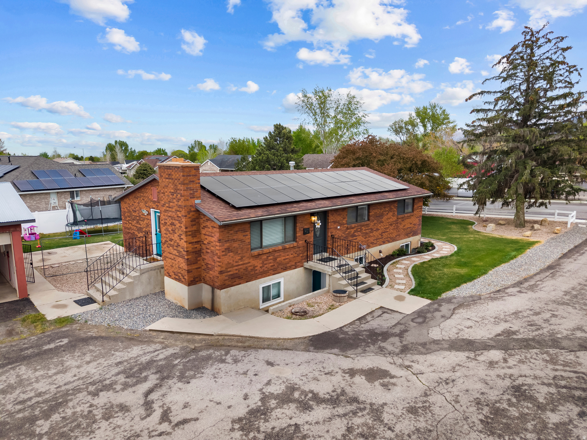 main property photo 26