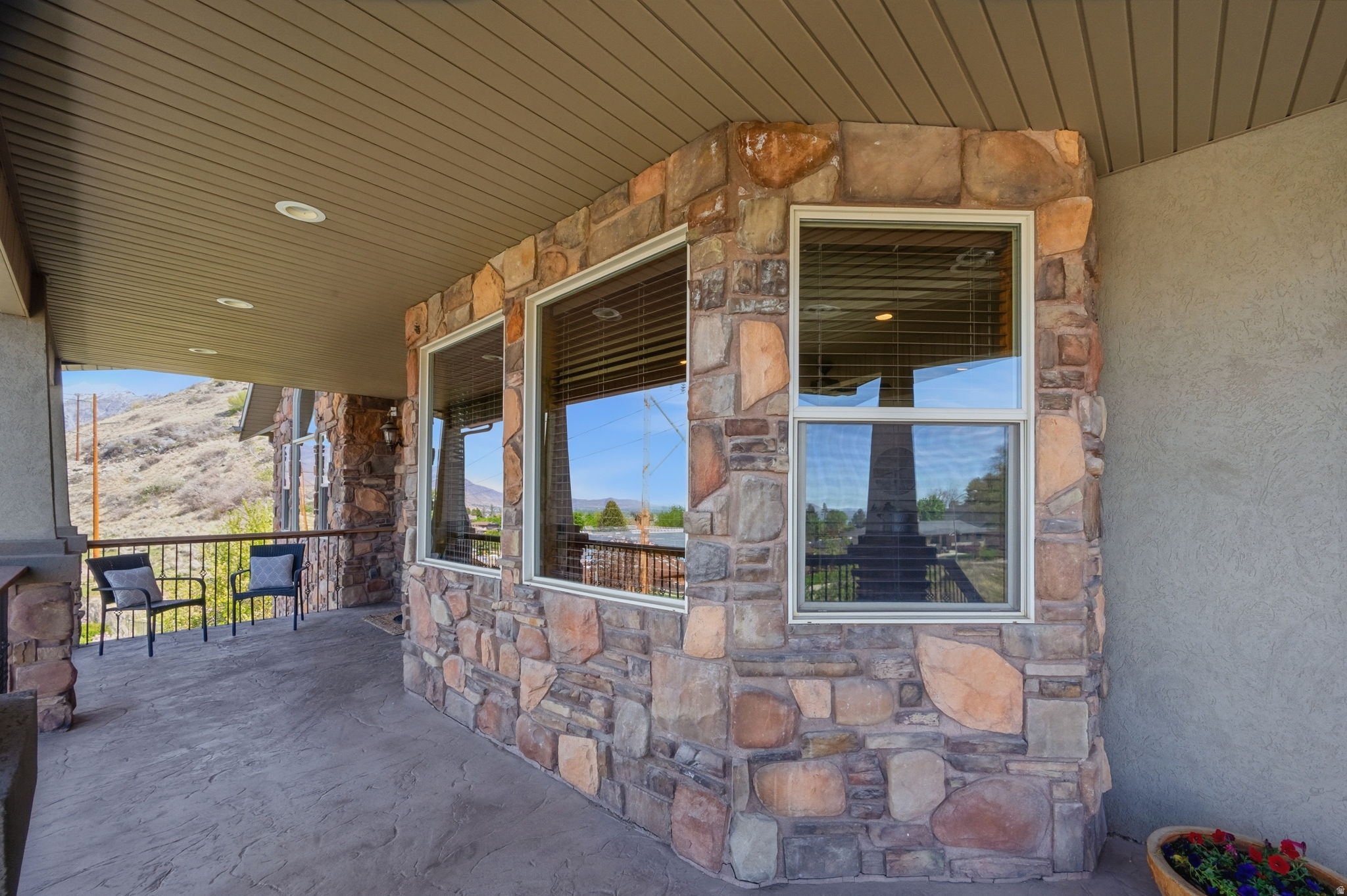 main property photo 67