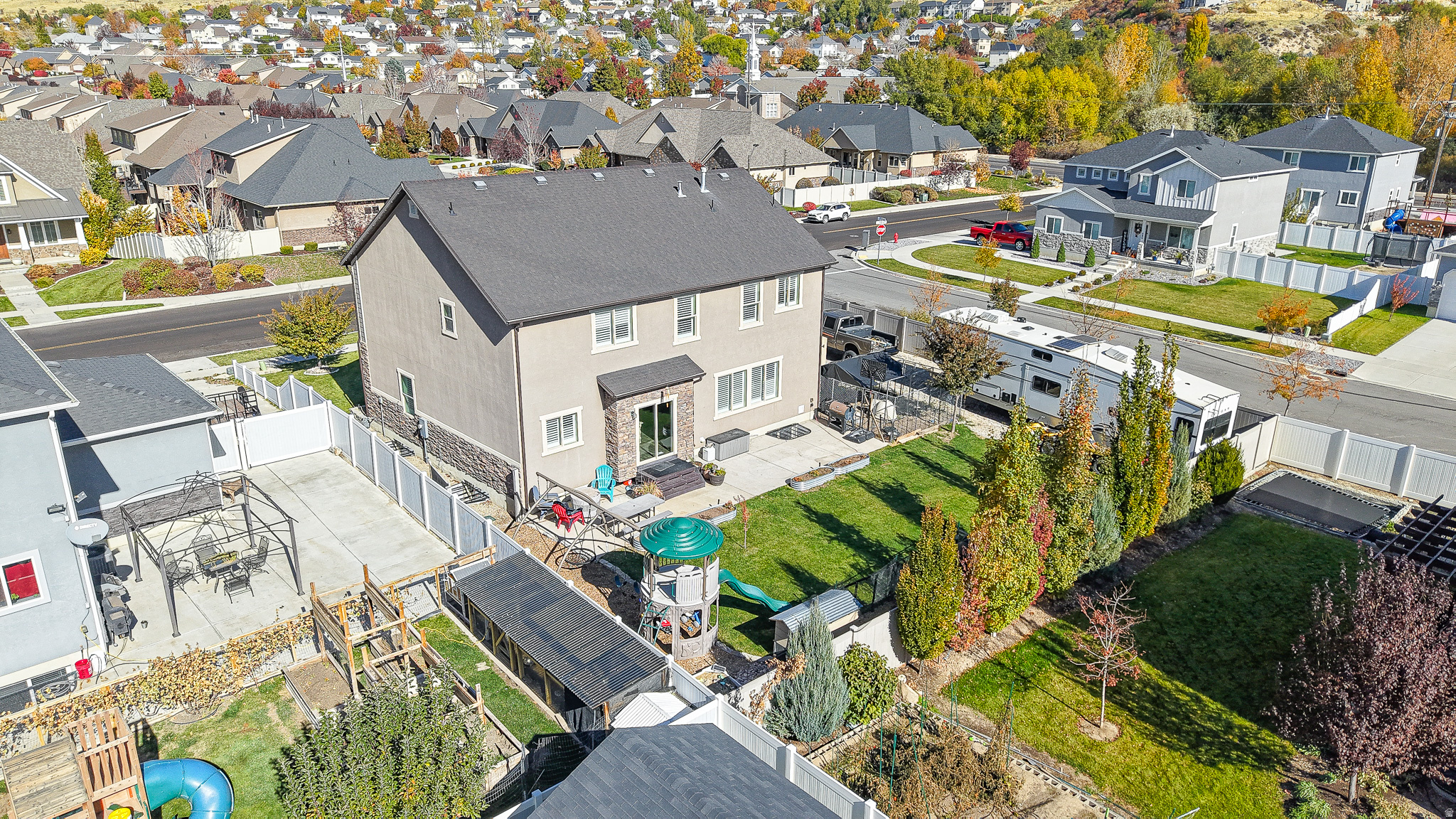 main property photo 44