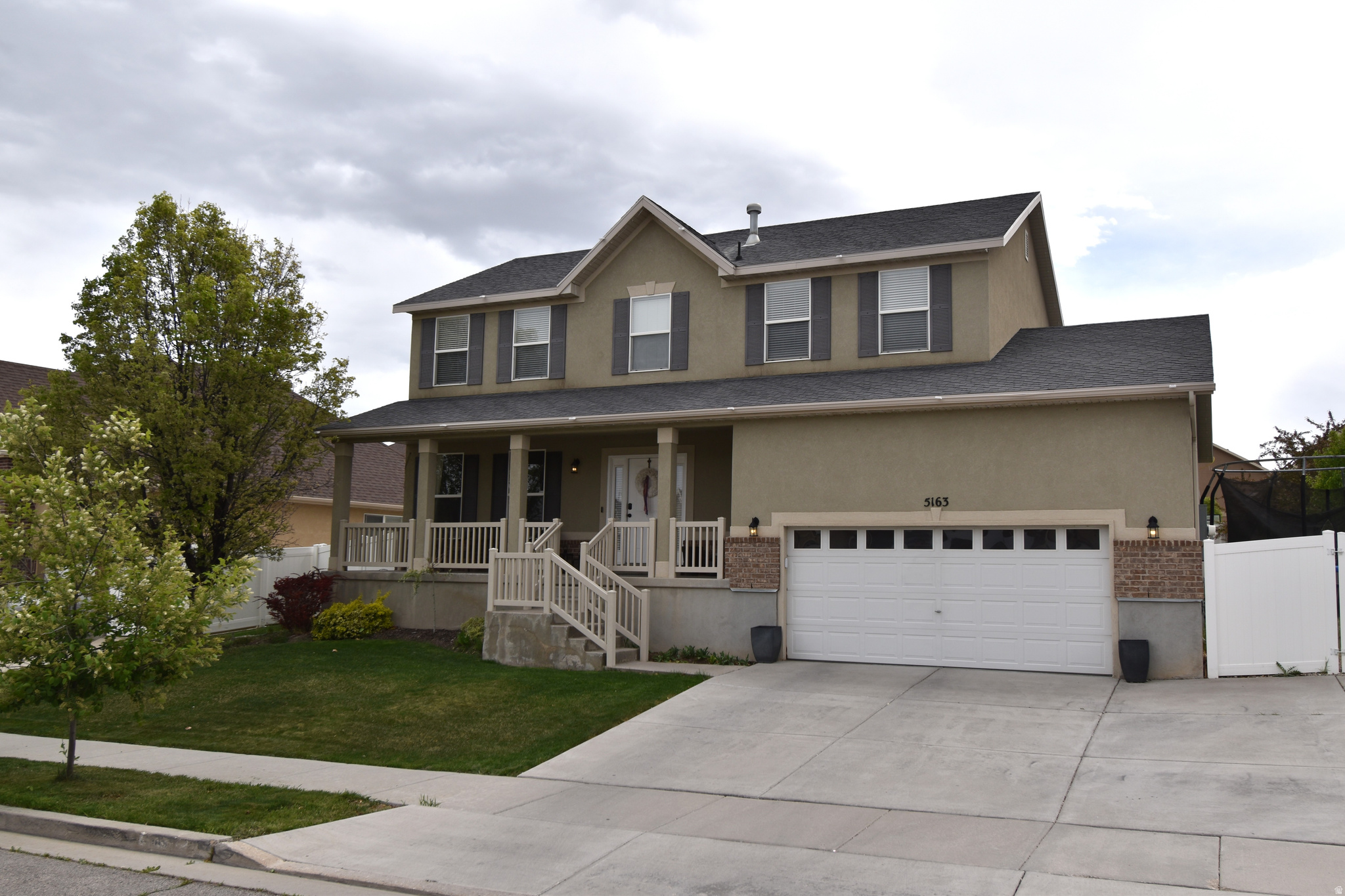 main property photo 22