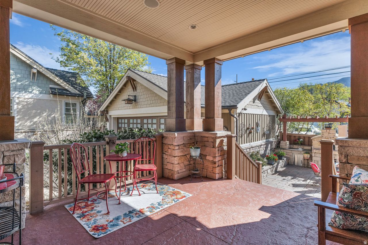 main property photo 44