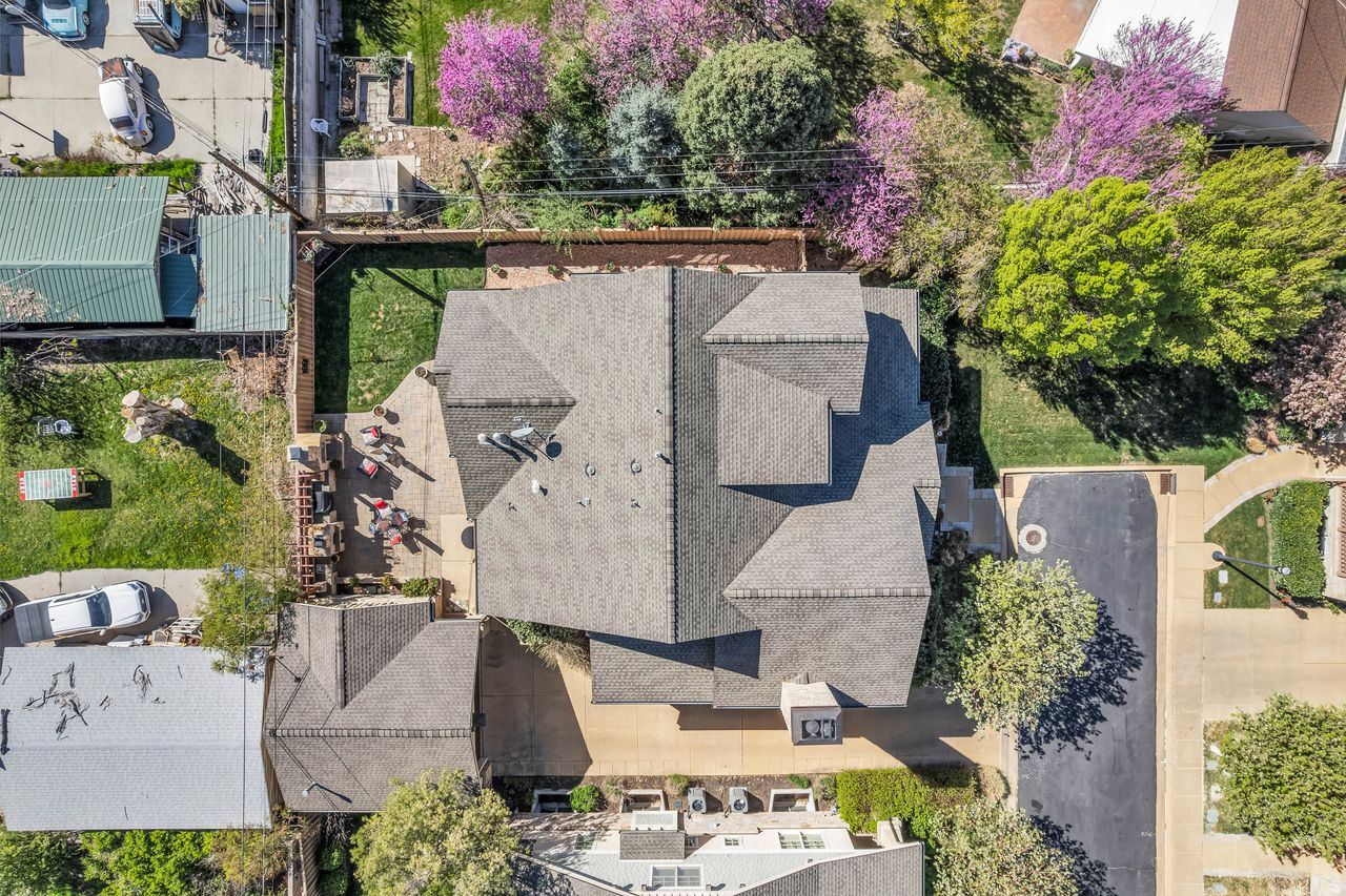 main property photo 59