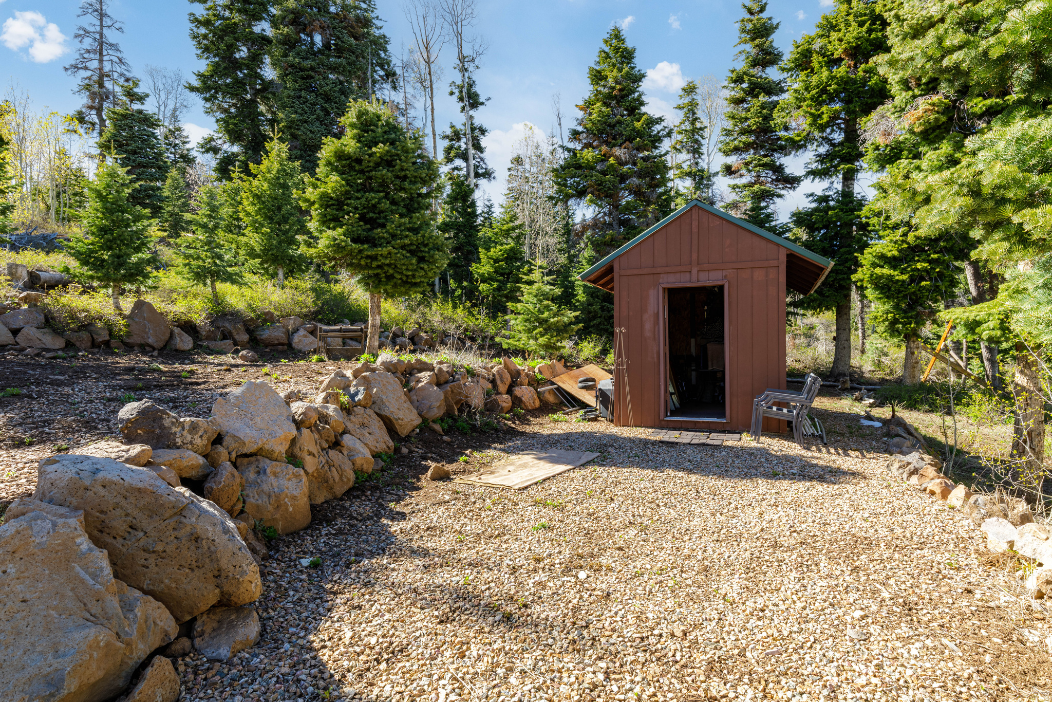 main property photo 28