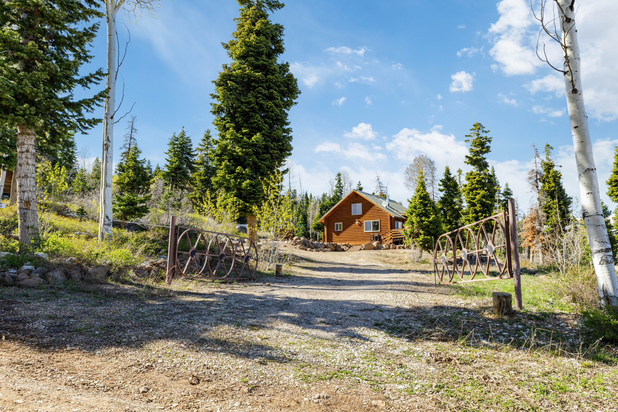 main property photo 36