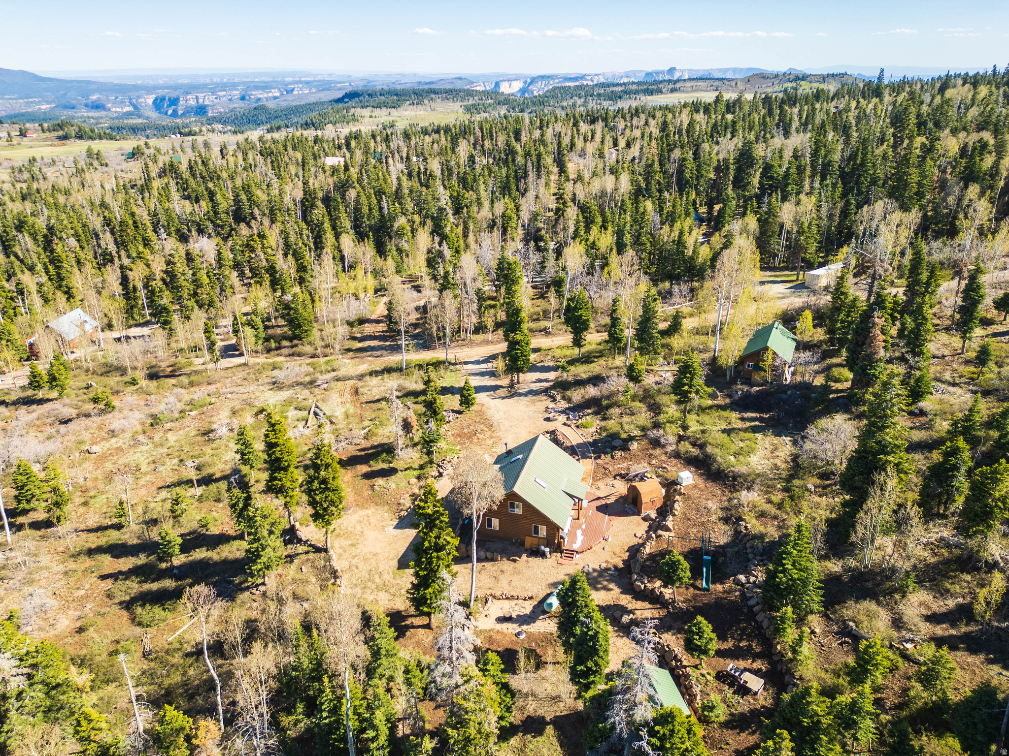 main property photo 40