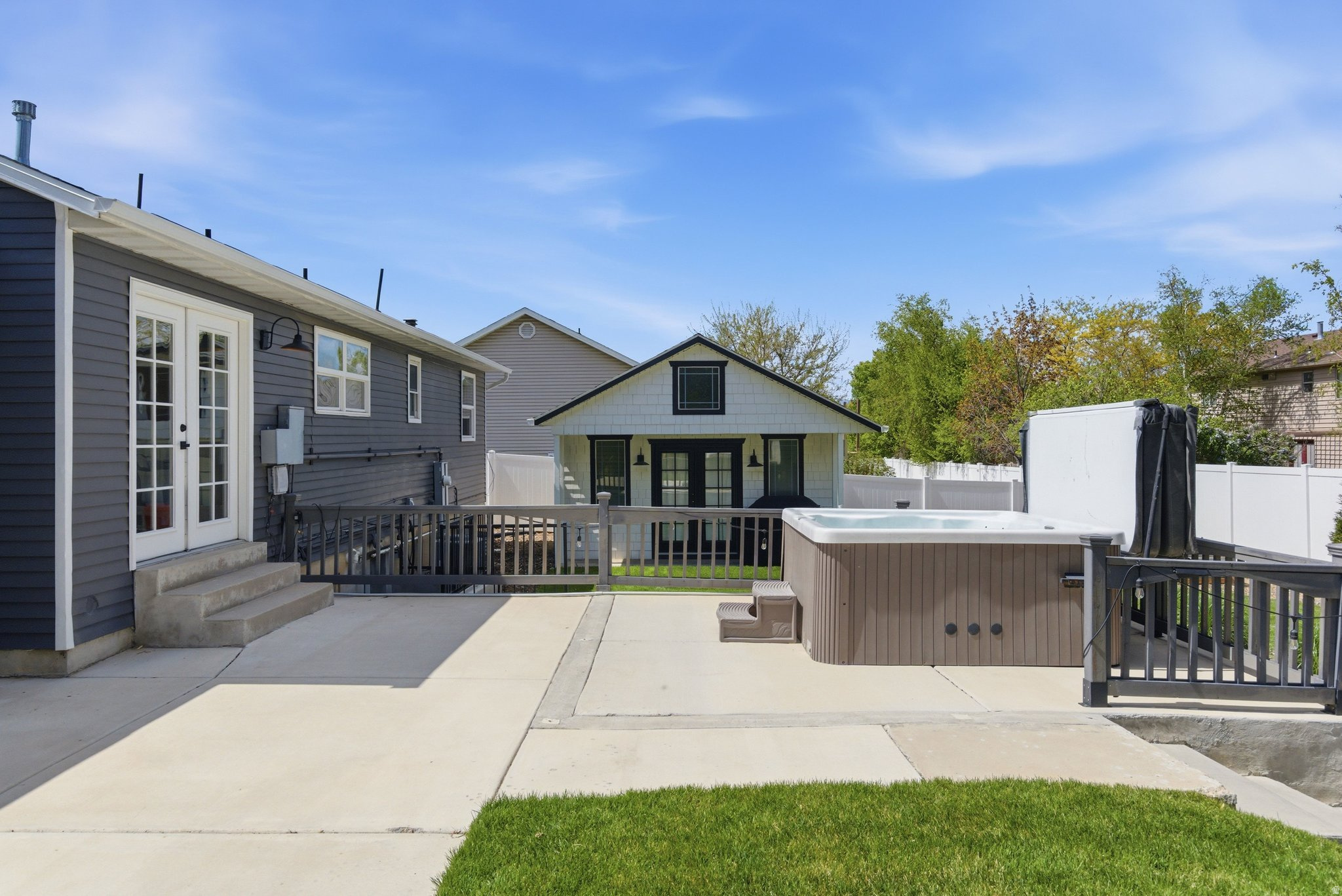 main property photo 59