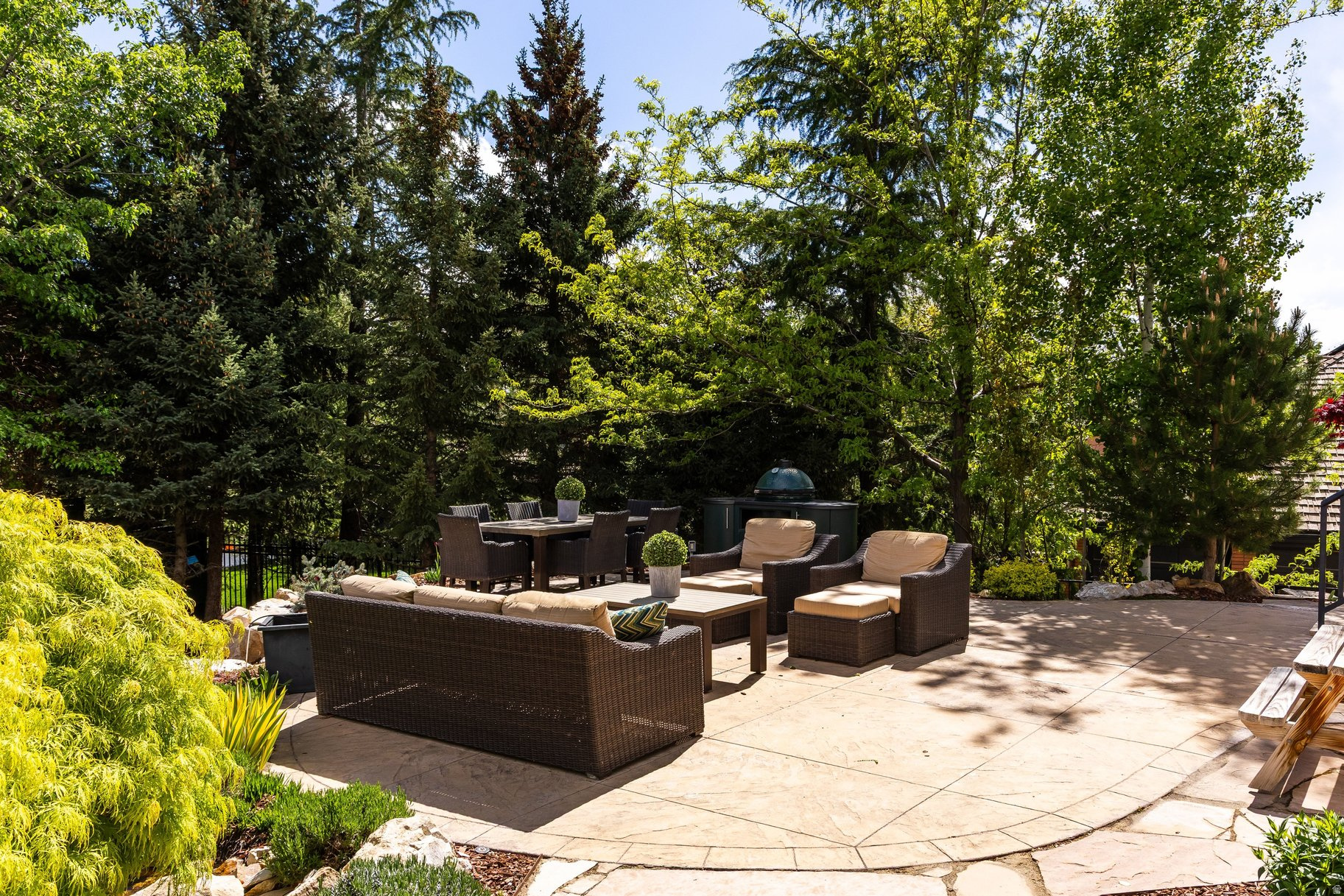 main property photo 61