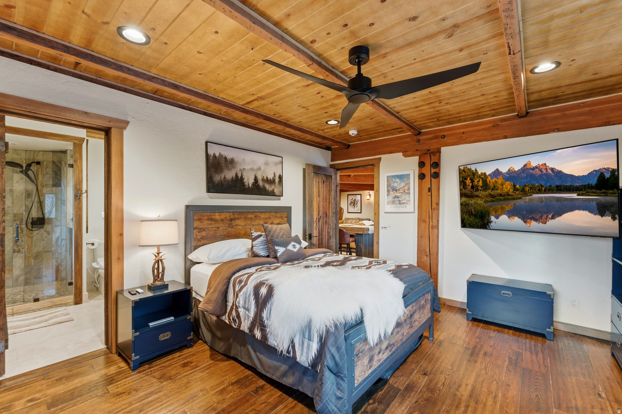 main property photo 43