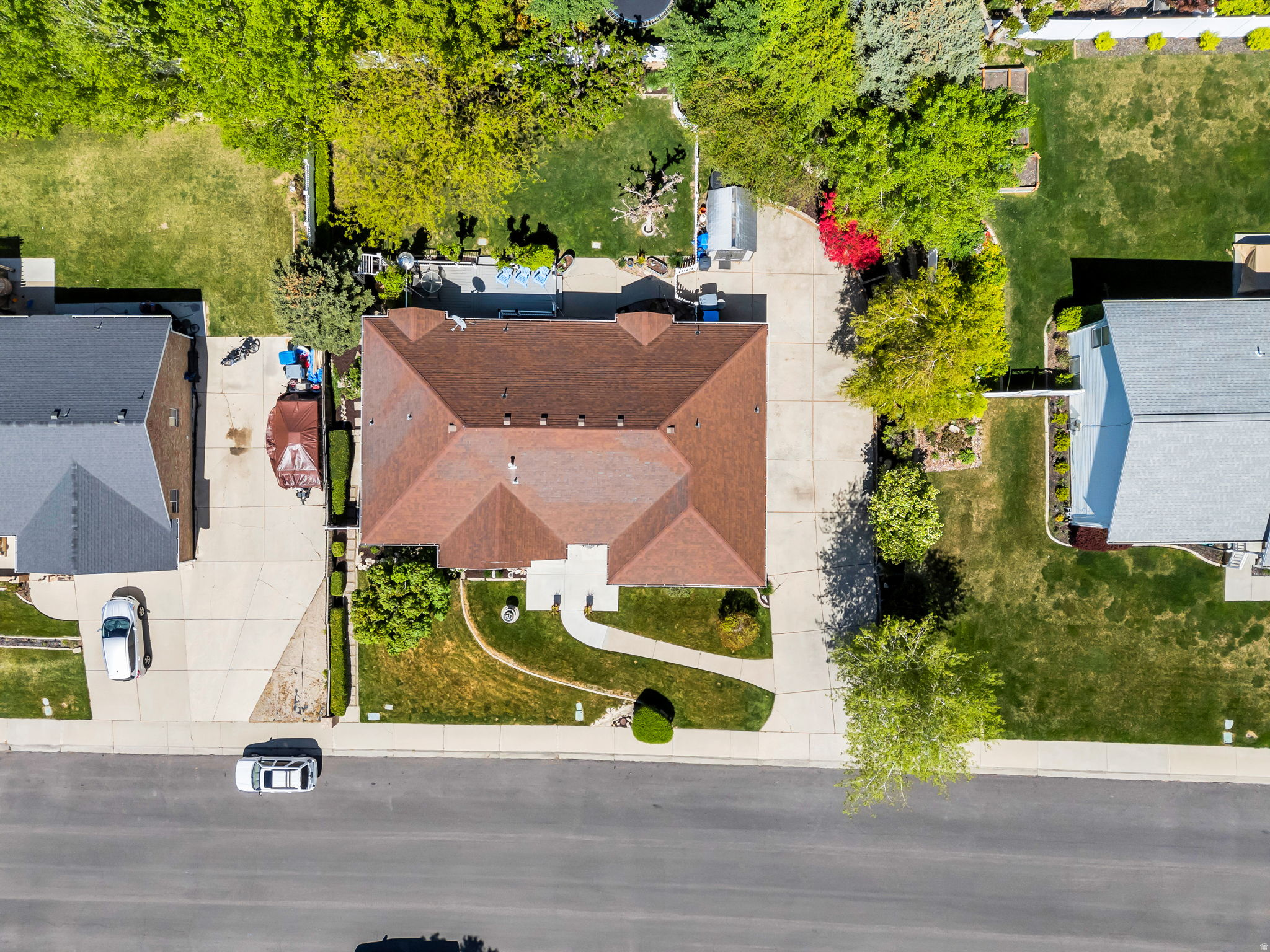 main property photo 73