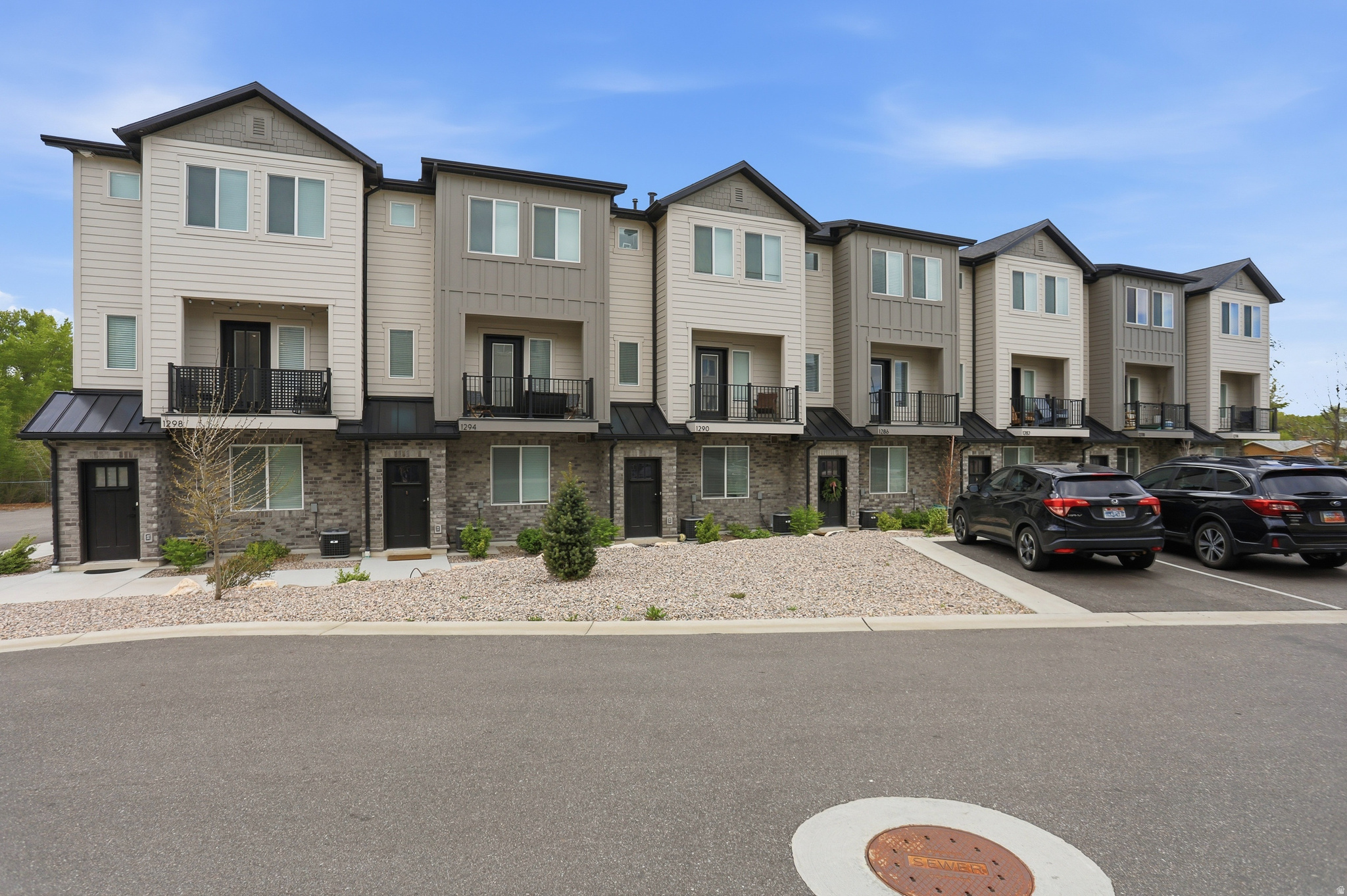 main property photo 38