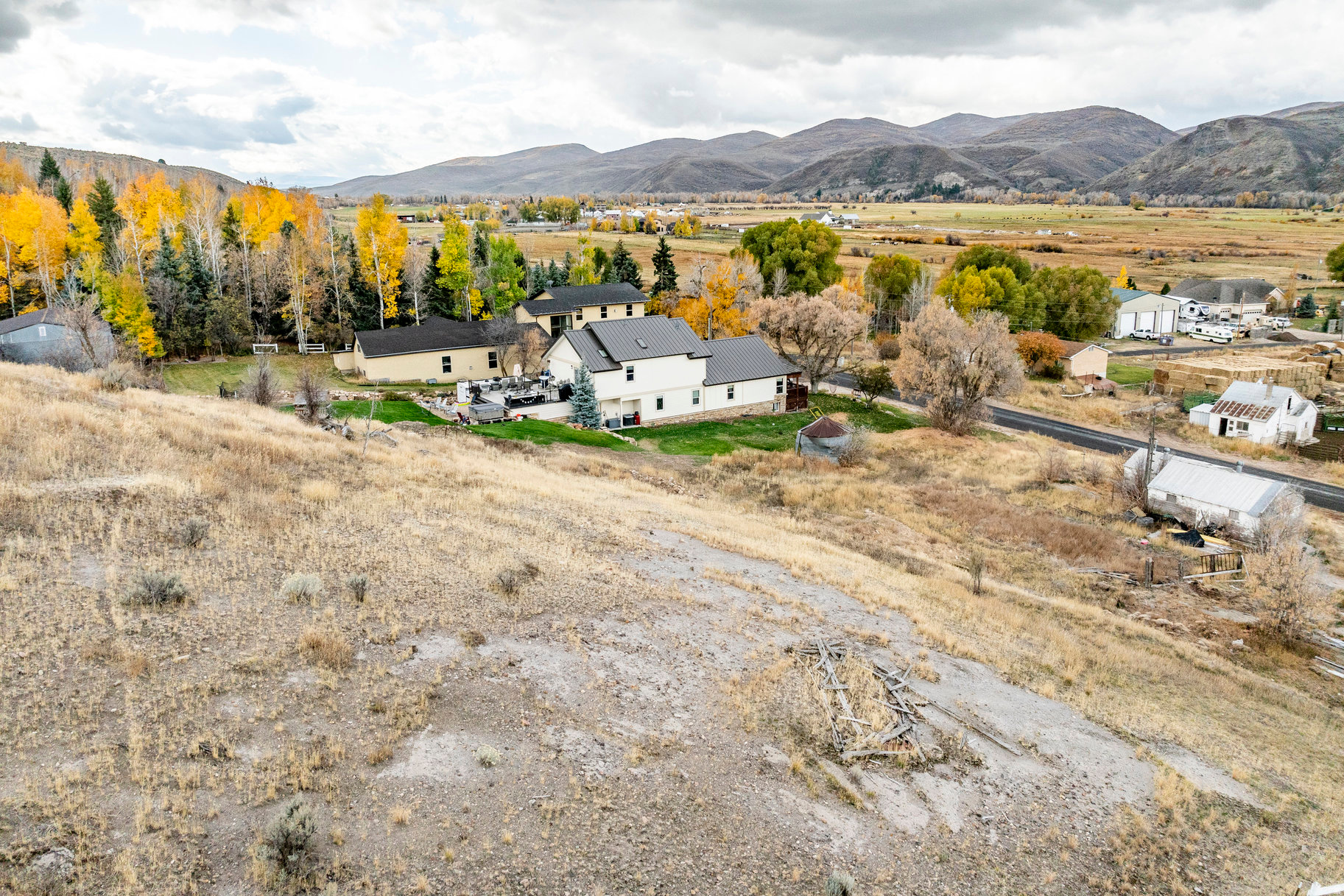 main property photo 10