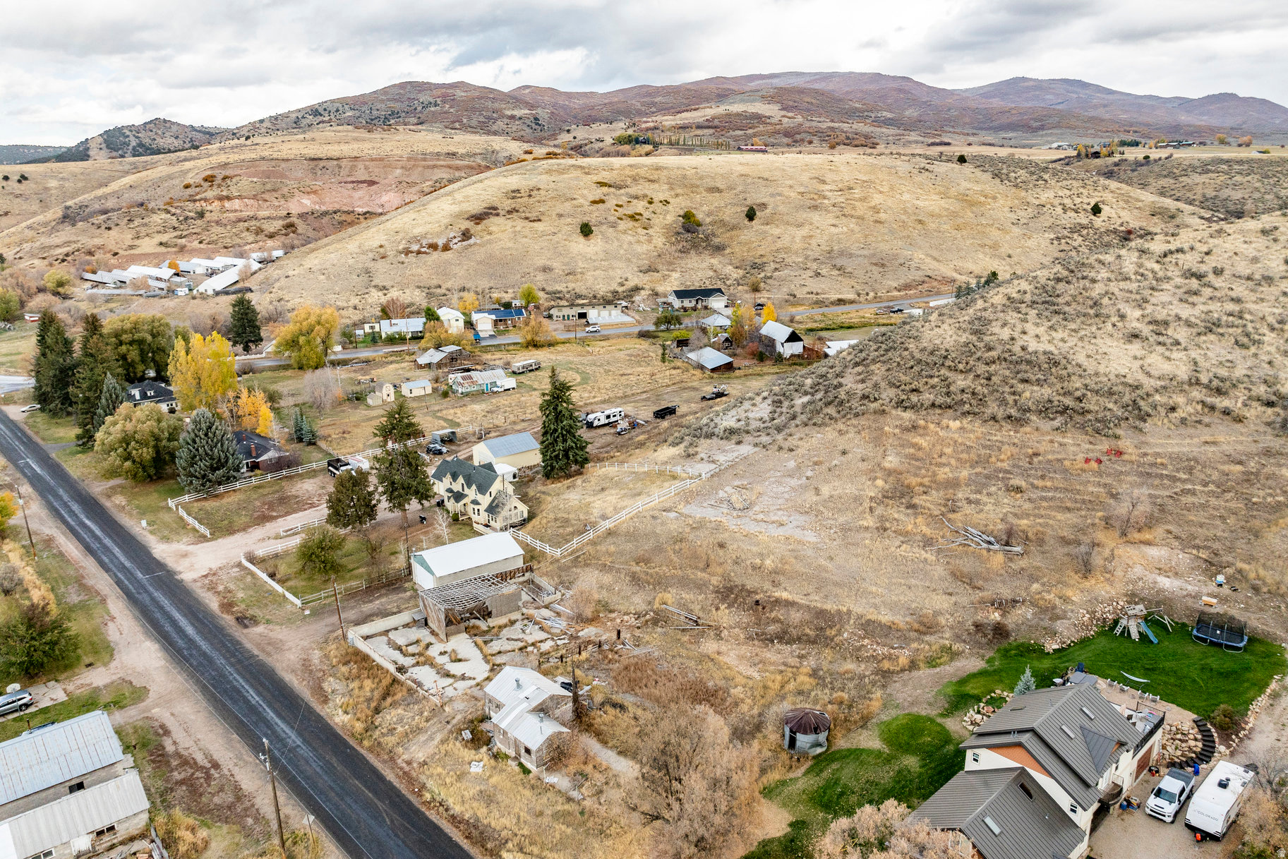 main property photo 17