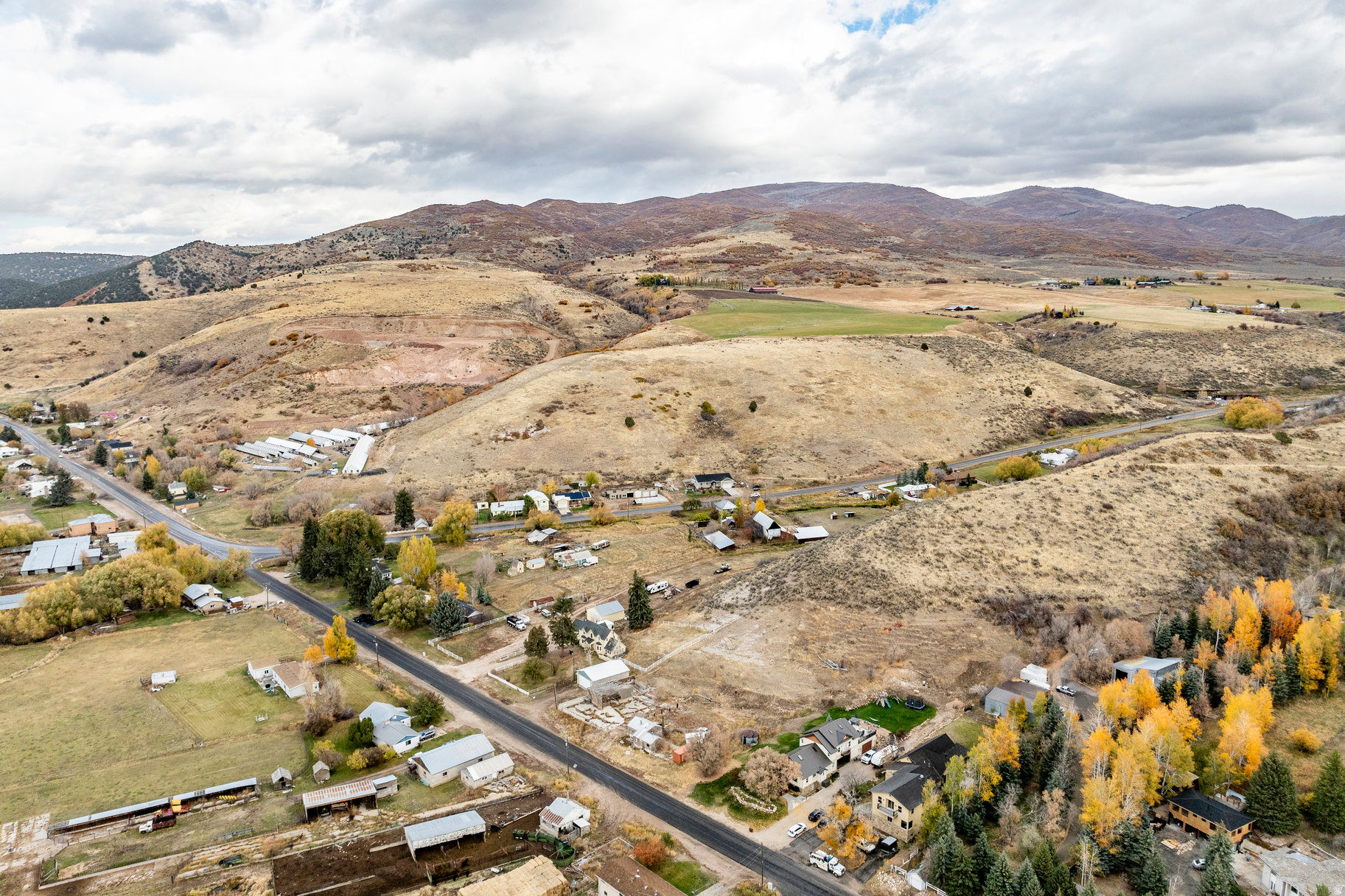 main property photo 28