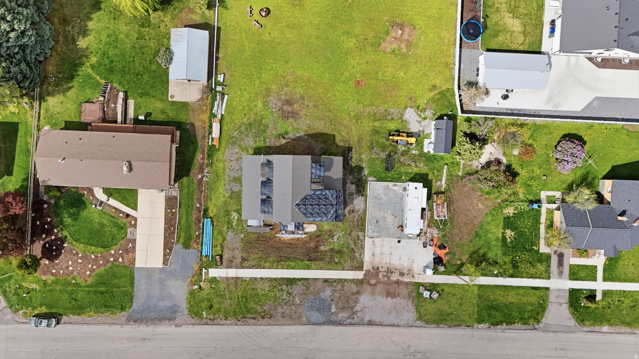 main property photo 17