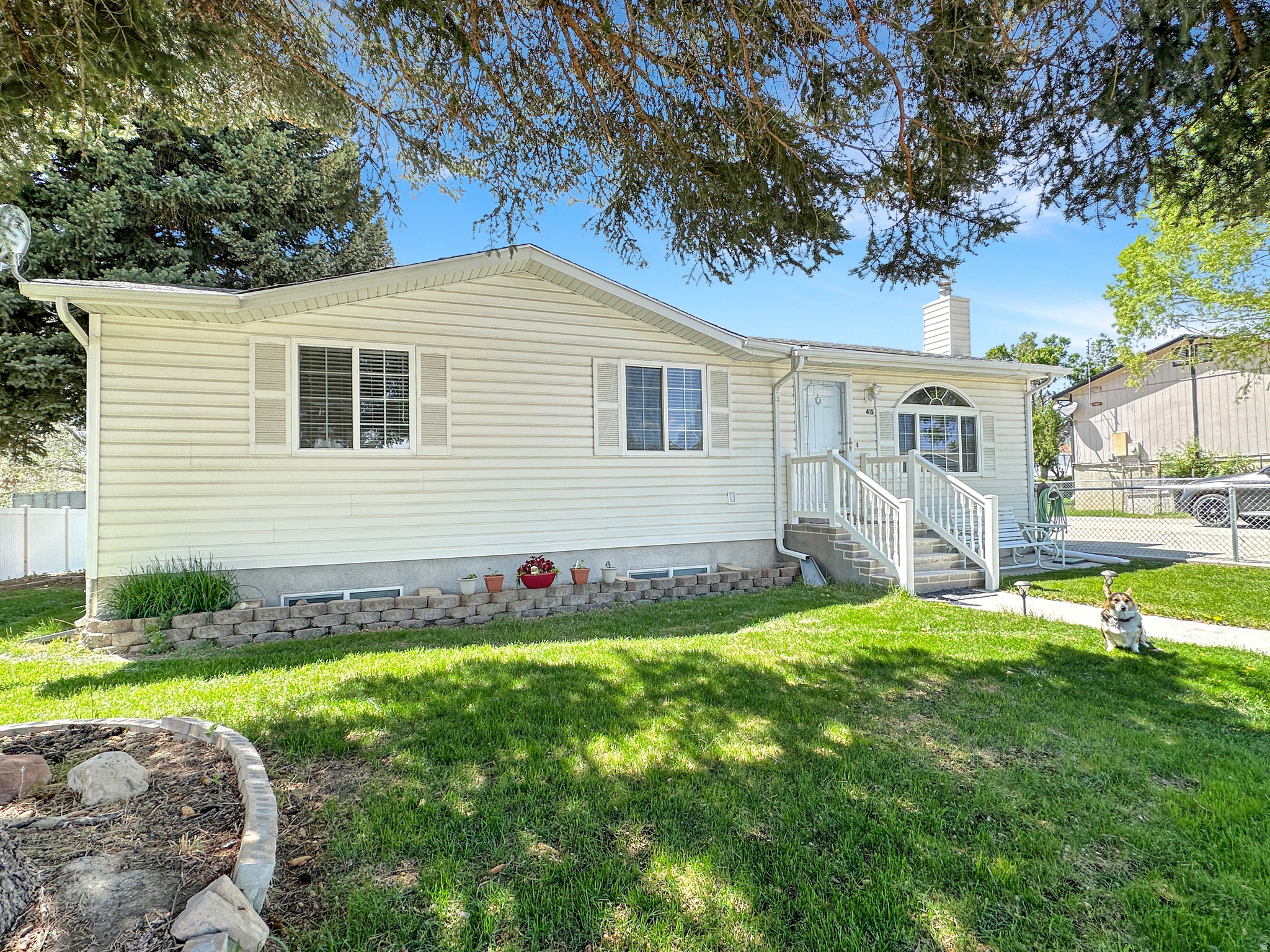 main property photo 31