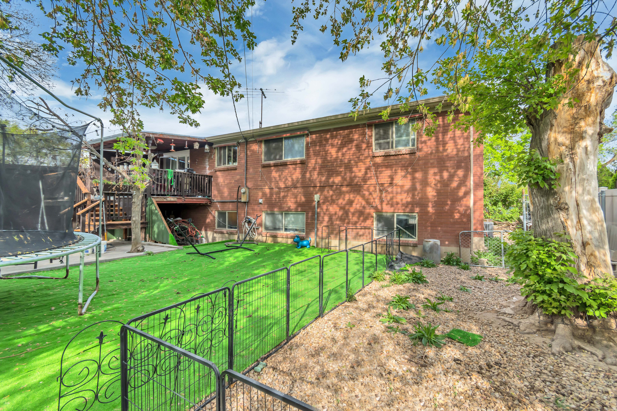 main property photo 26