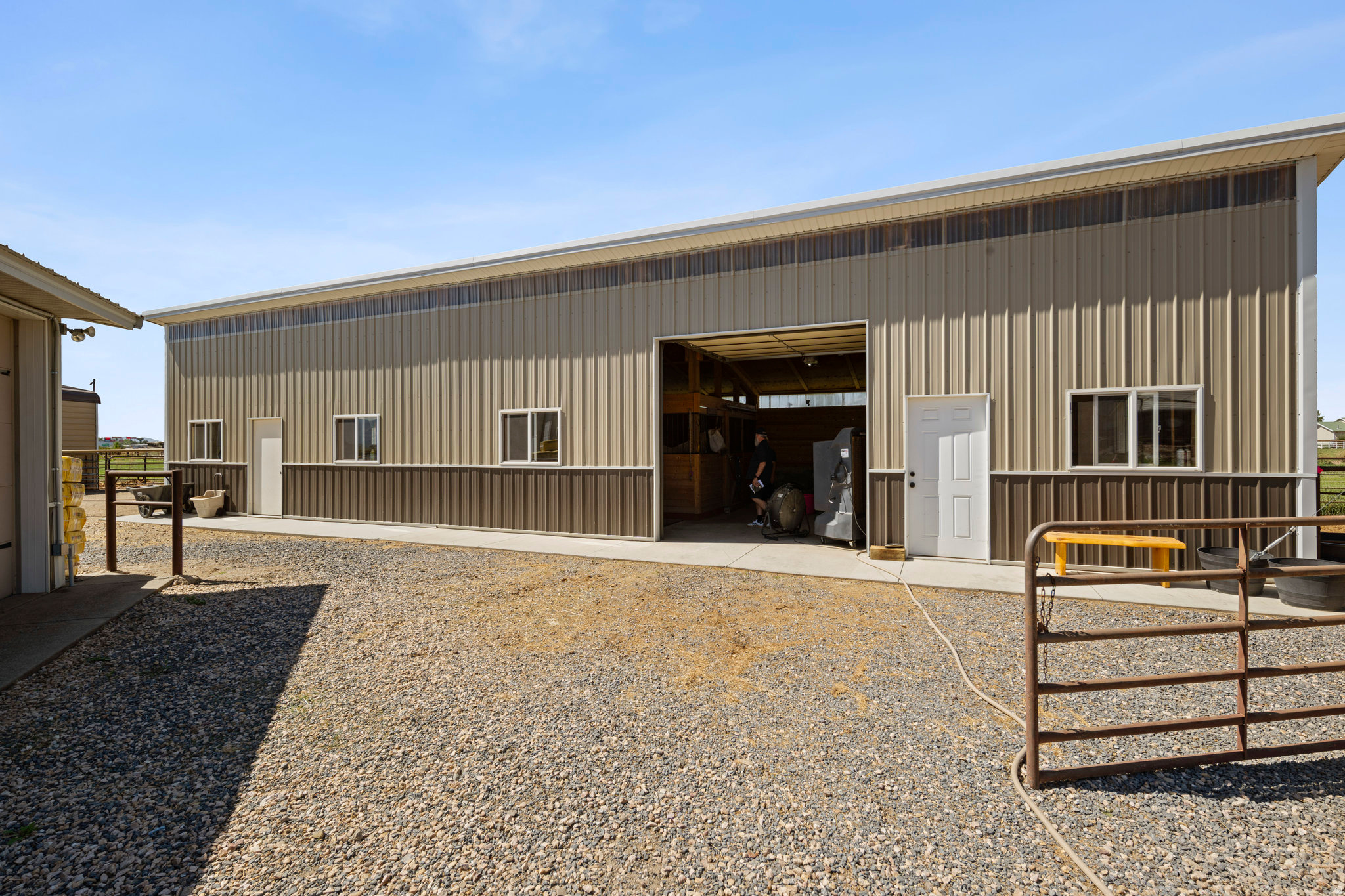 main property photo 15