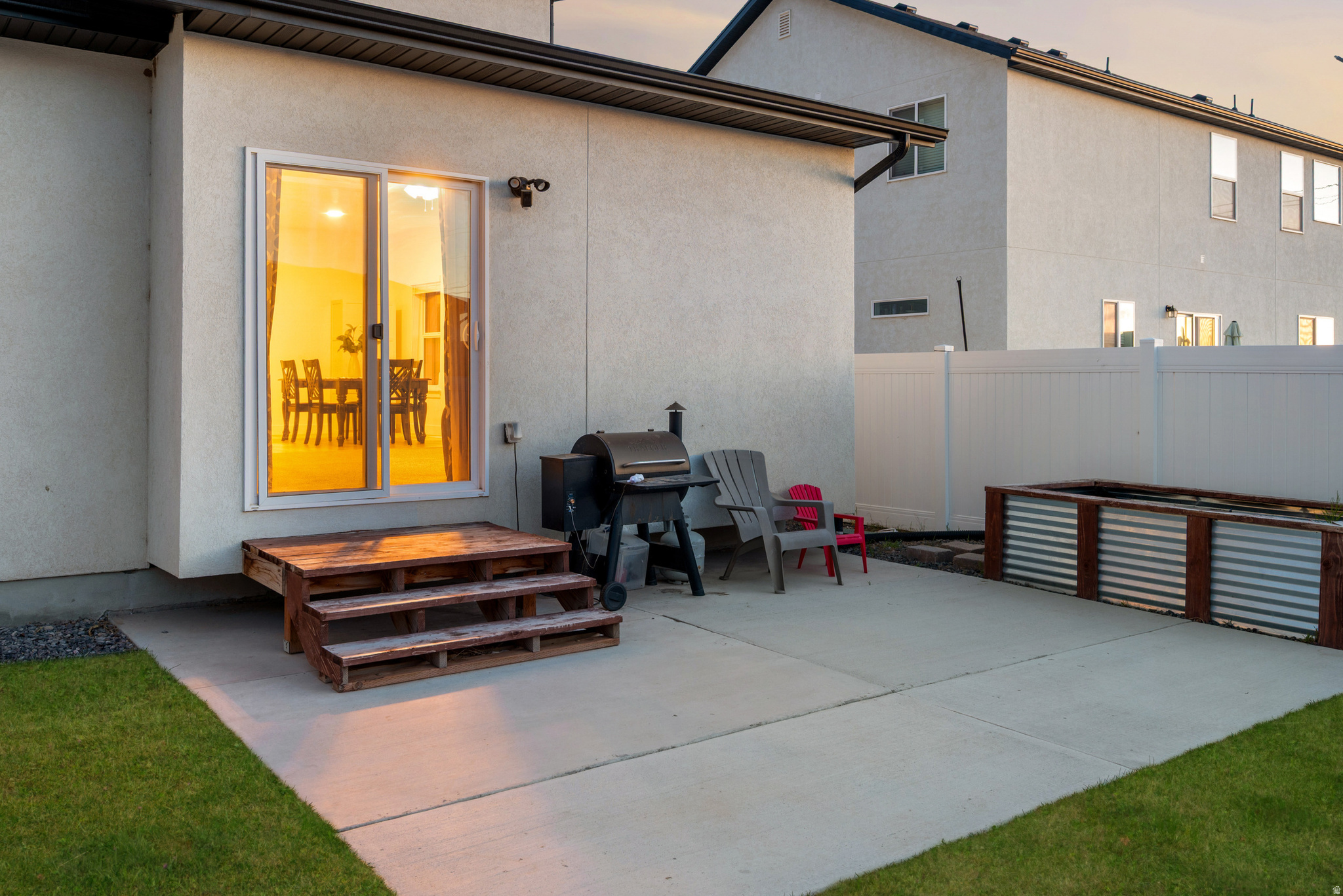 main property photo 35
