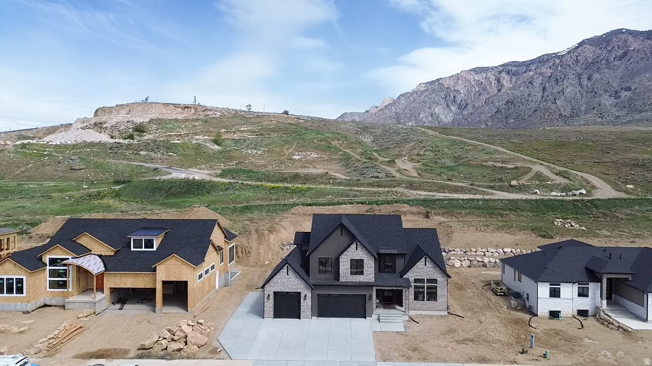 main property photo 68