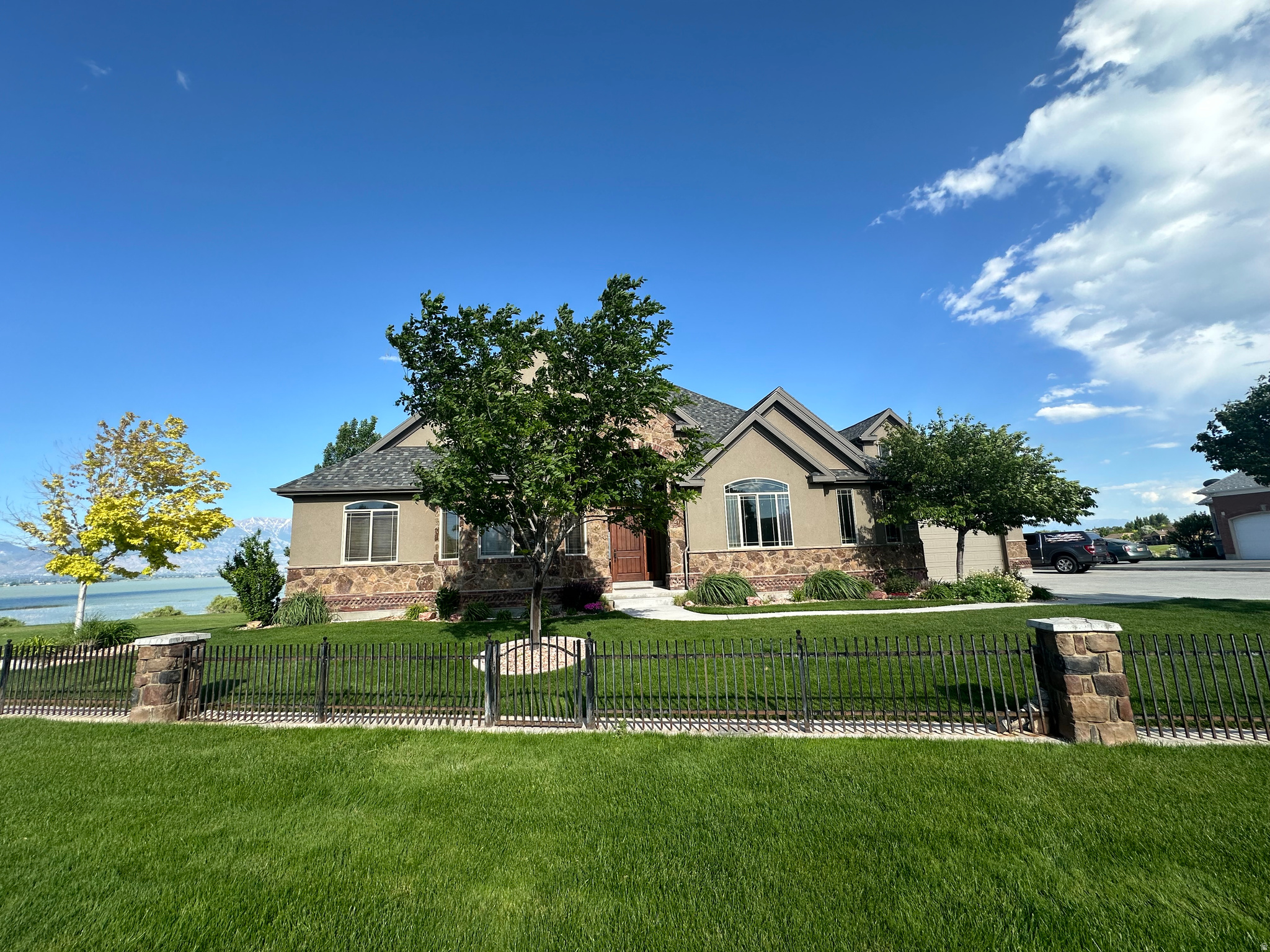 main property photo 85