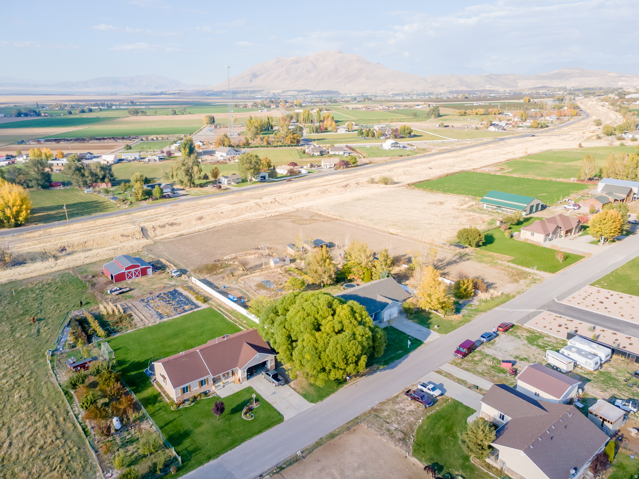 main property photo 34