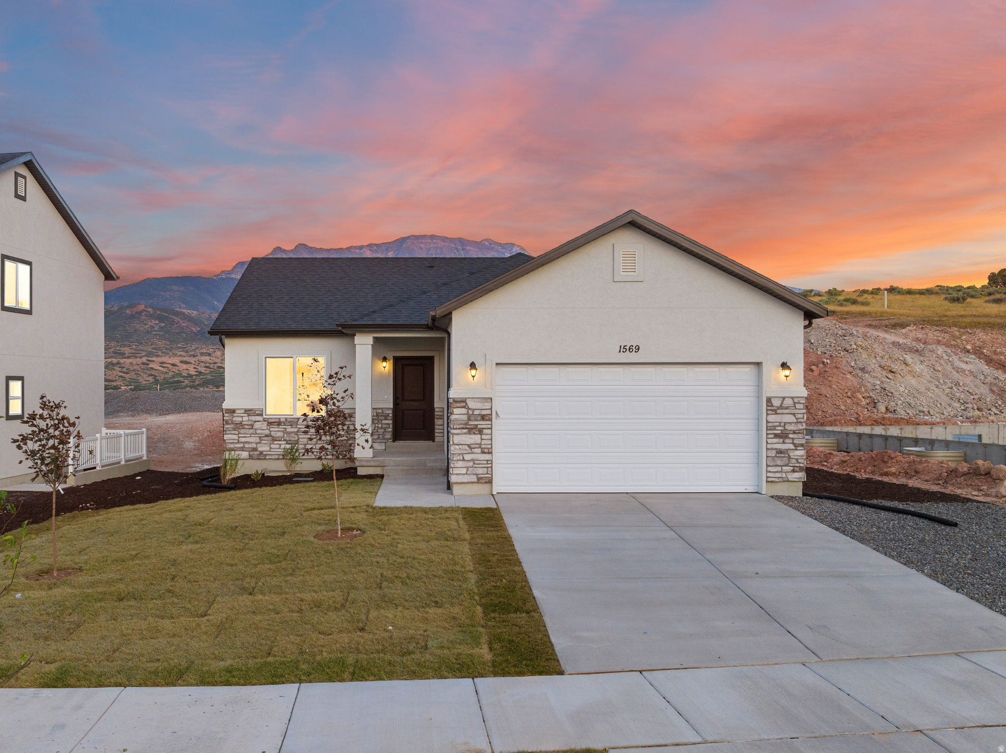 main property photo 0
