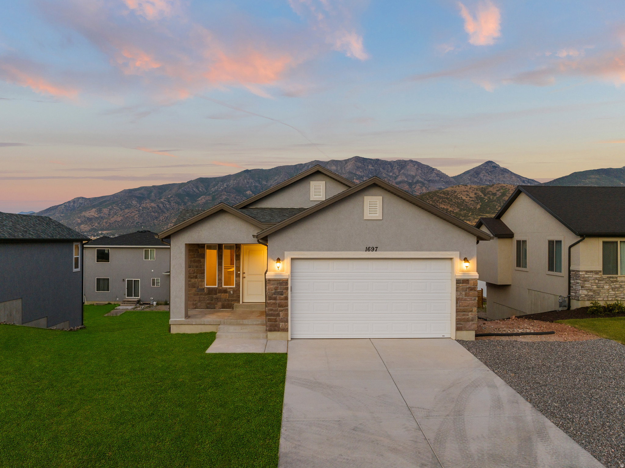 main property photo 0