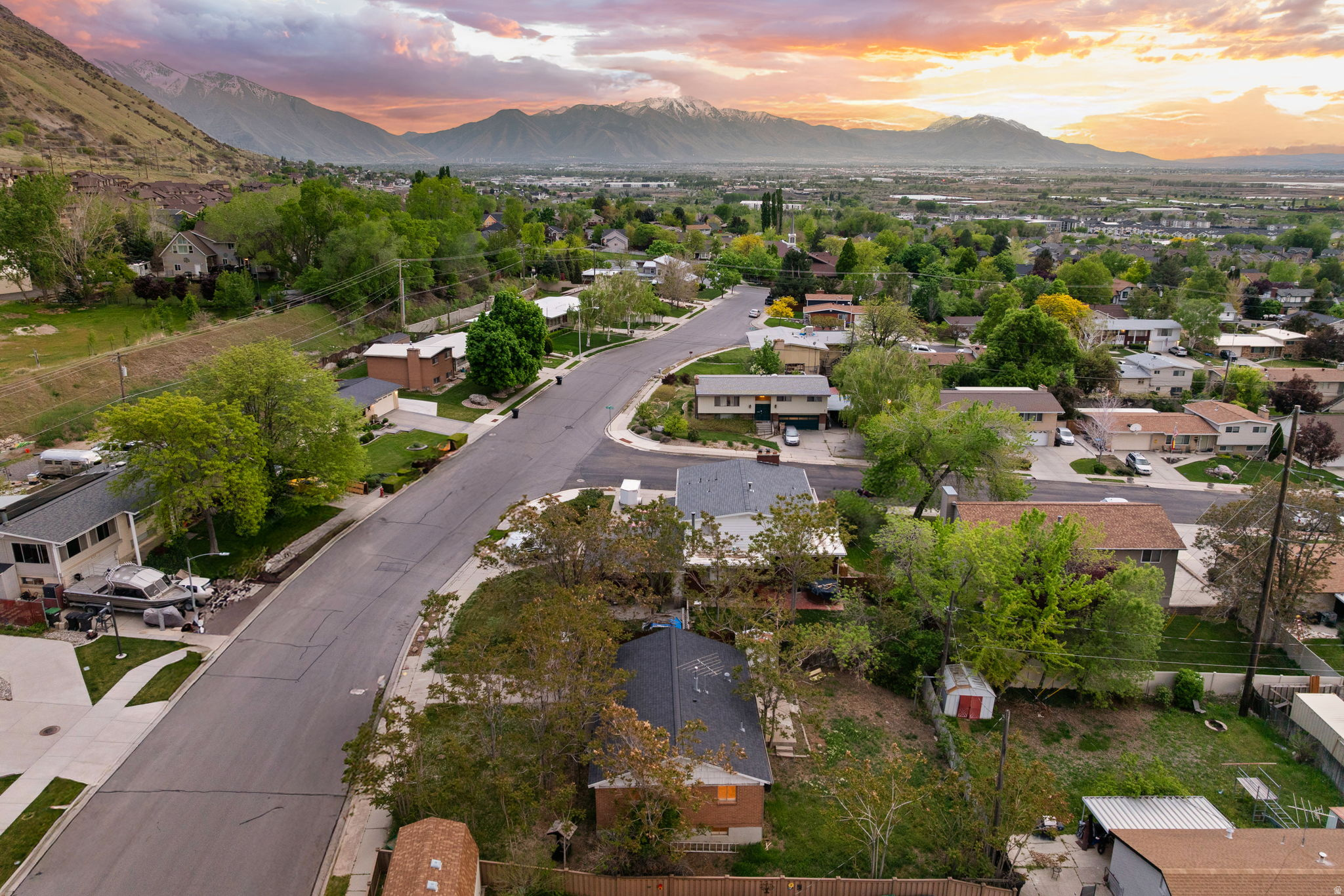 main property photo 37