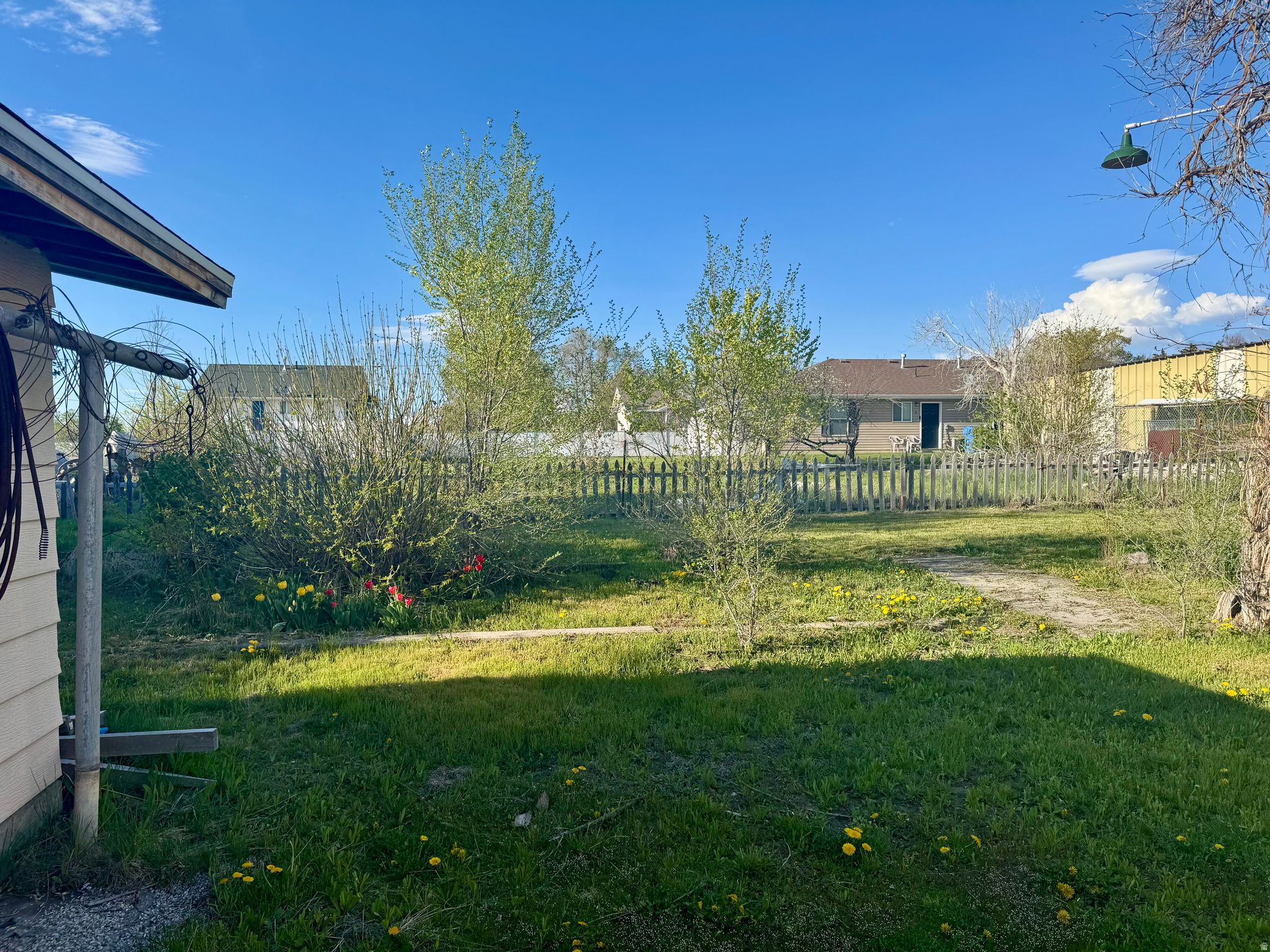 main property photo 19