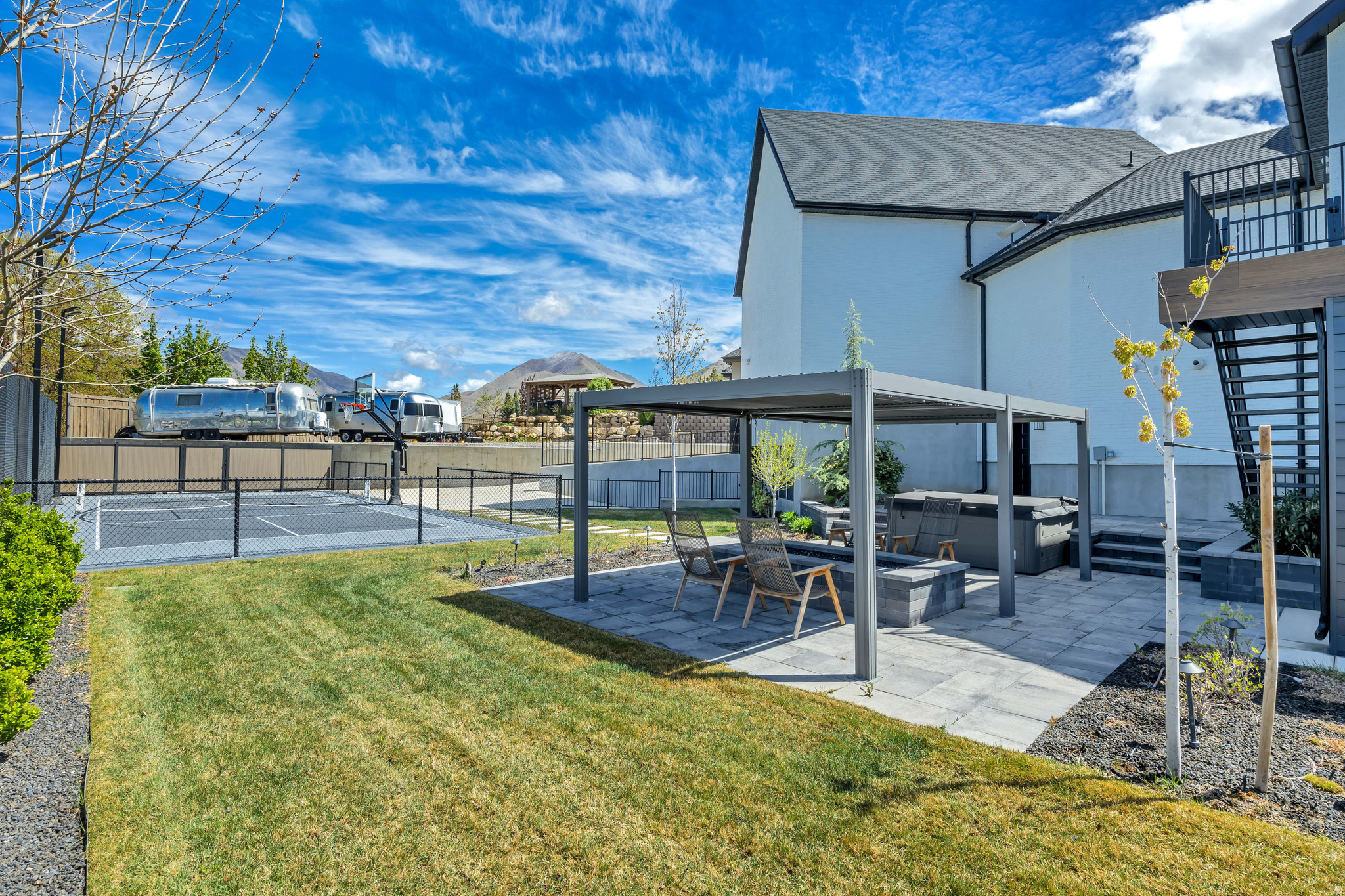 main property photo 103