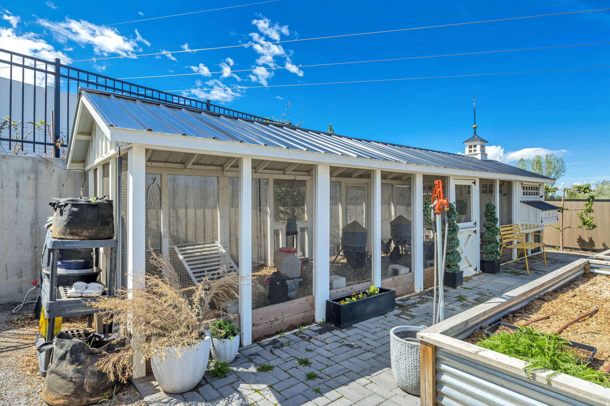 main property photo 109