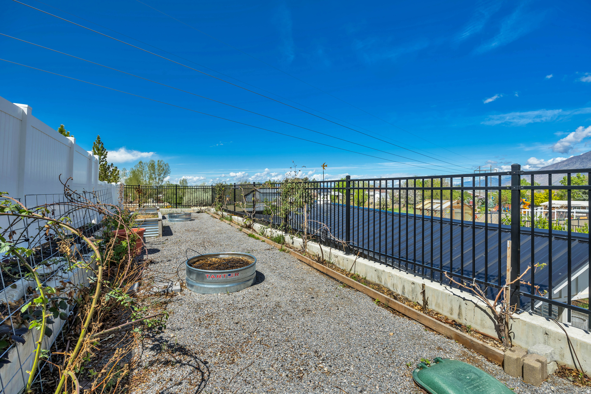main property photo 110