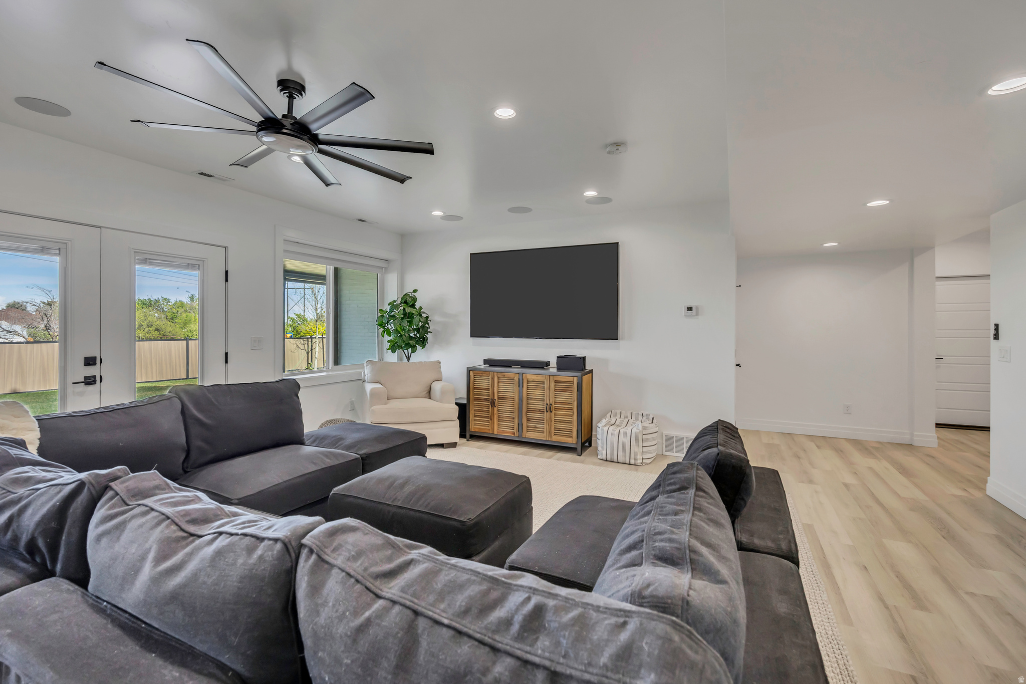 main property photo 70