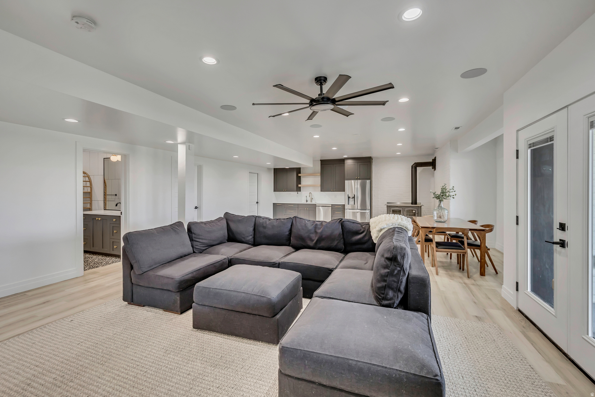 main property photo 73