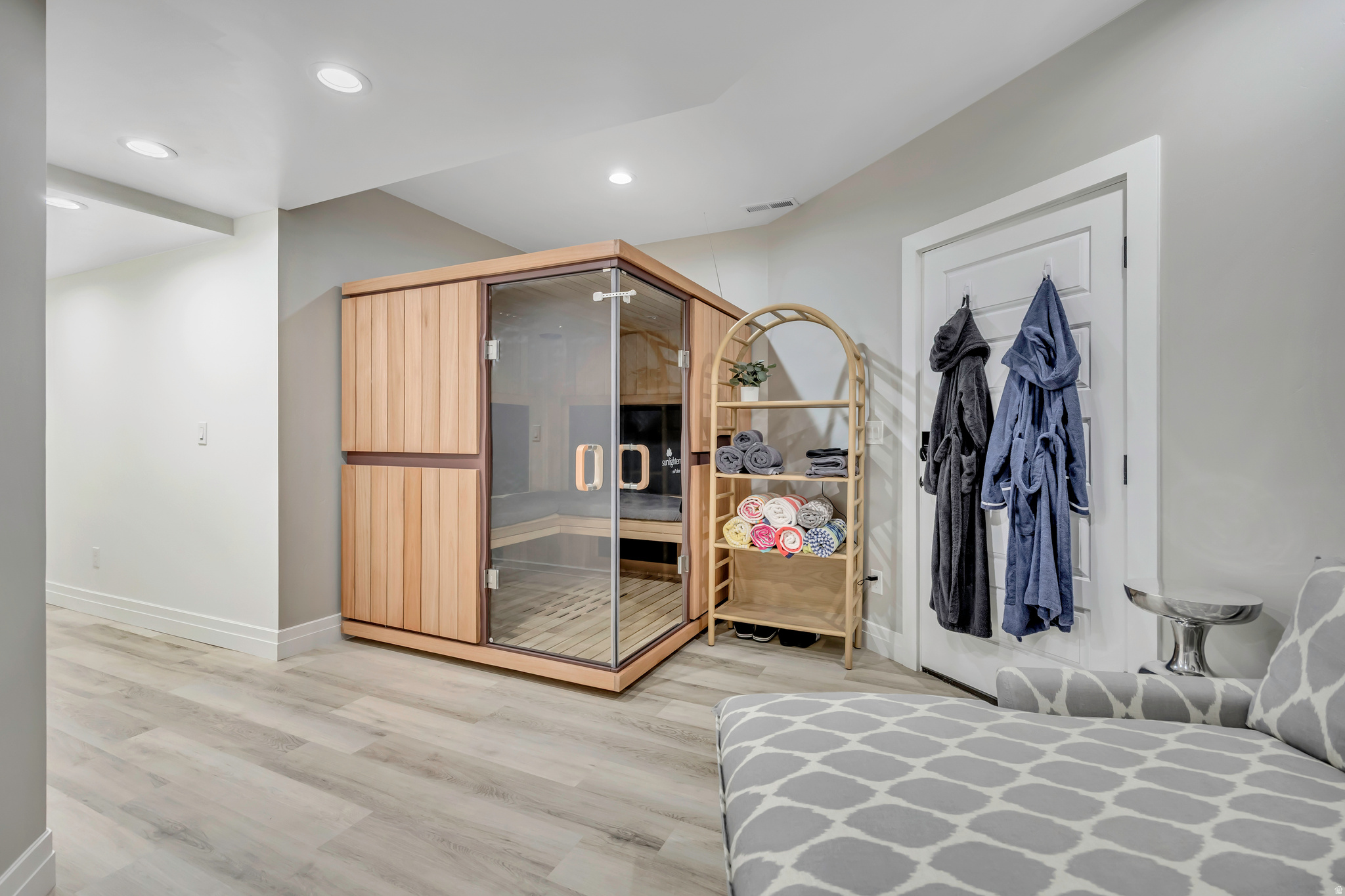 main property photo 80