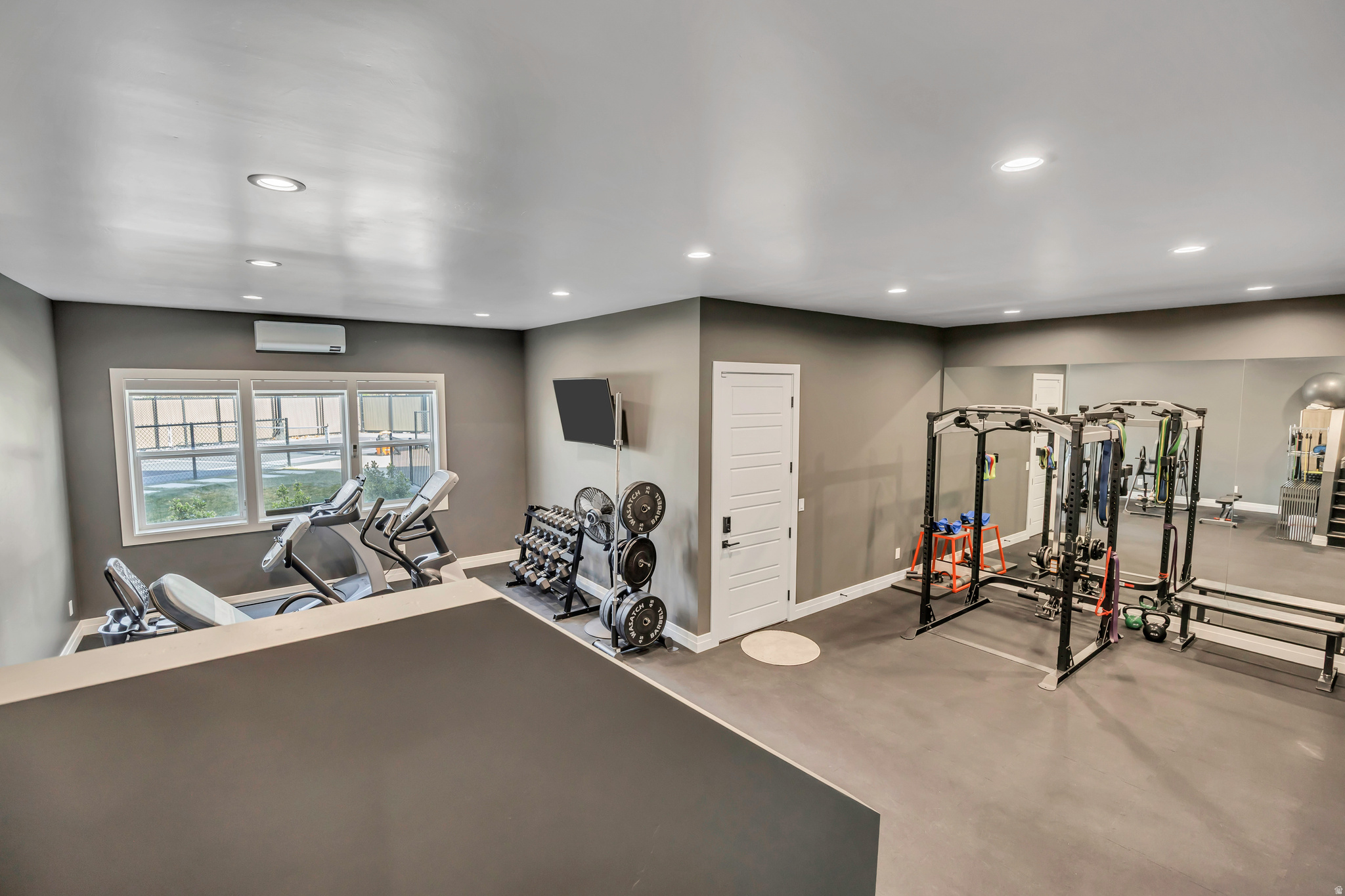 main property photo 81