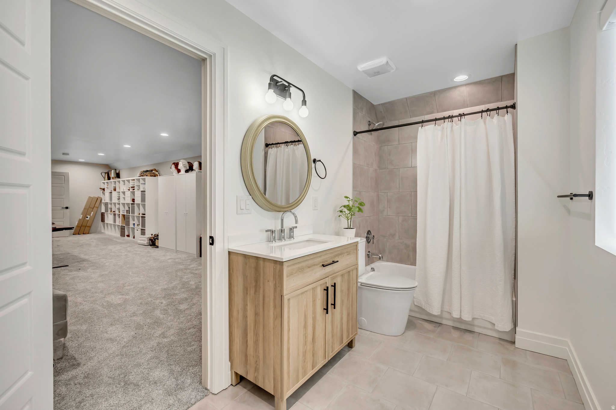 main property photo 90