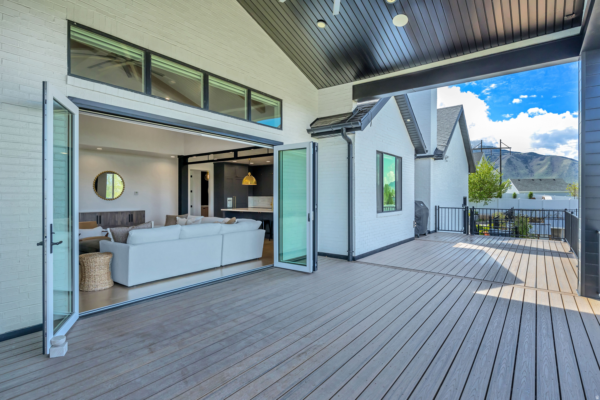 main property photo 91