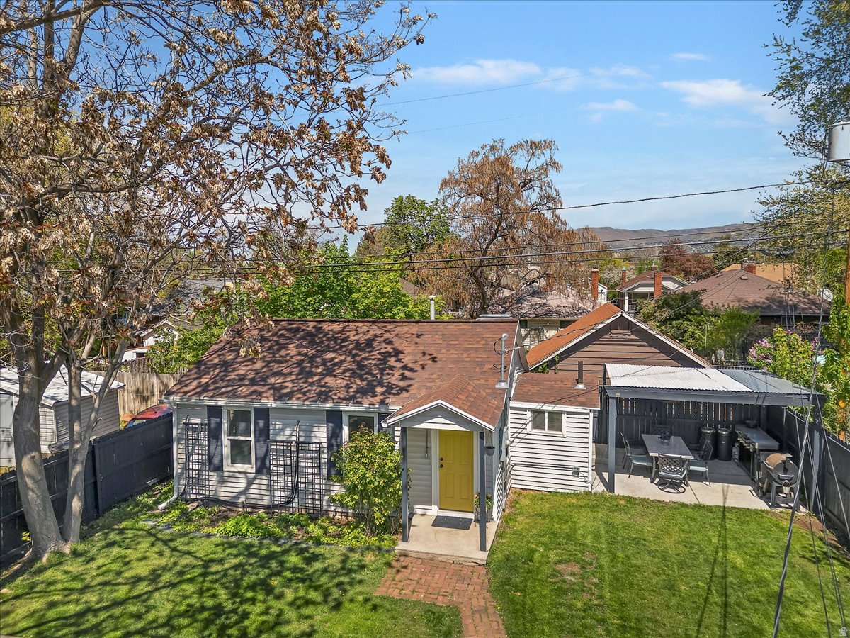 main property photo 10