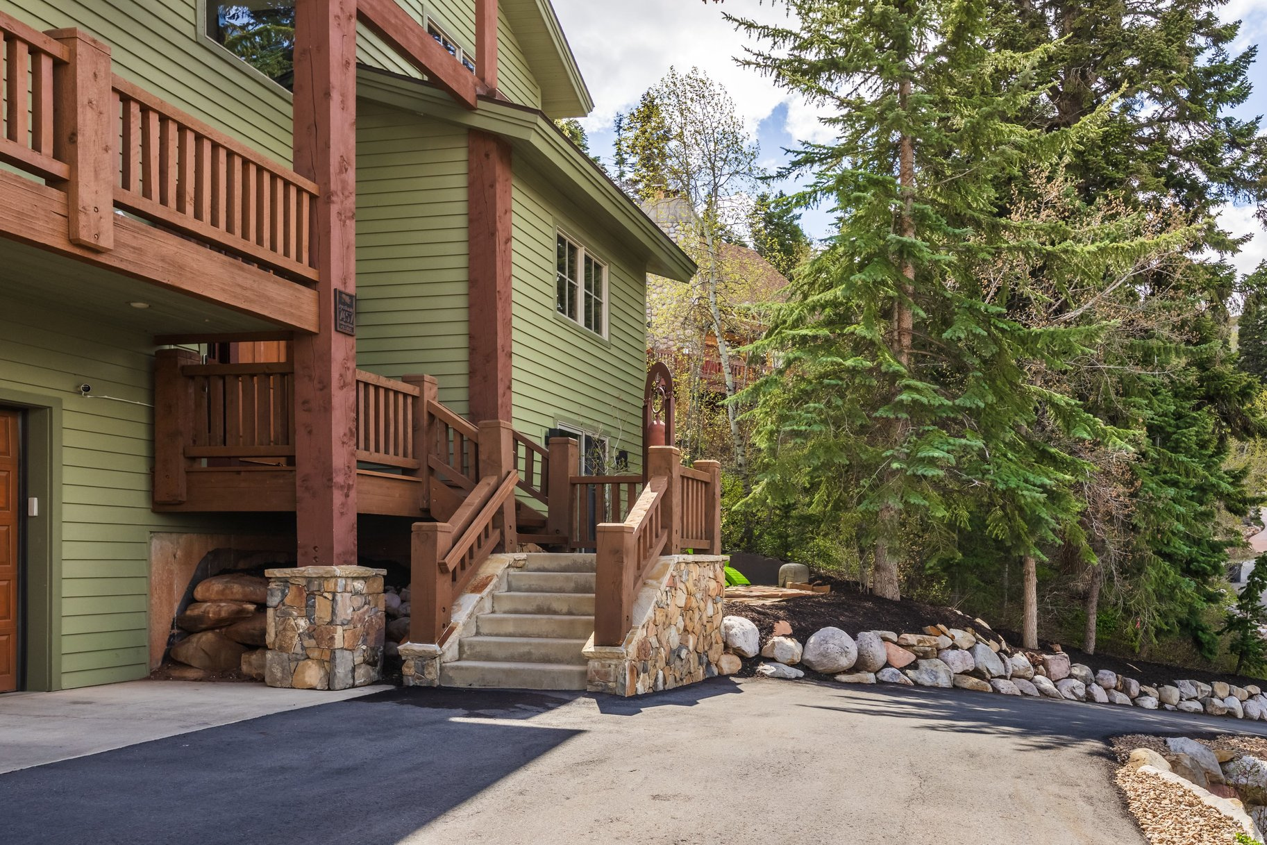 main property photo 77