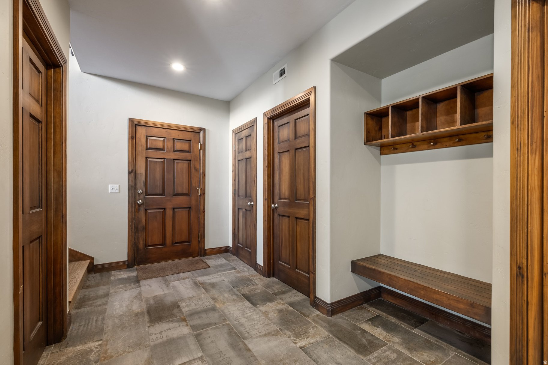 main property photo 78