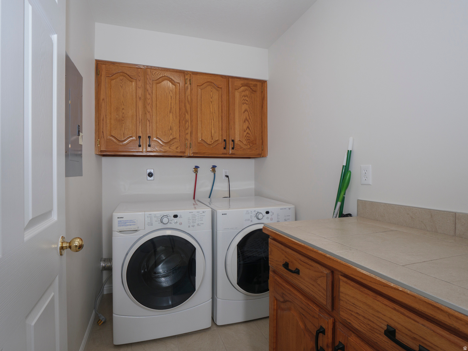 main property photo 11