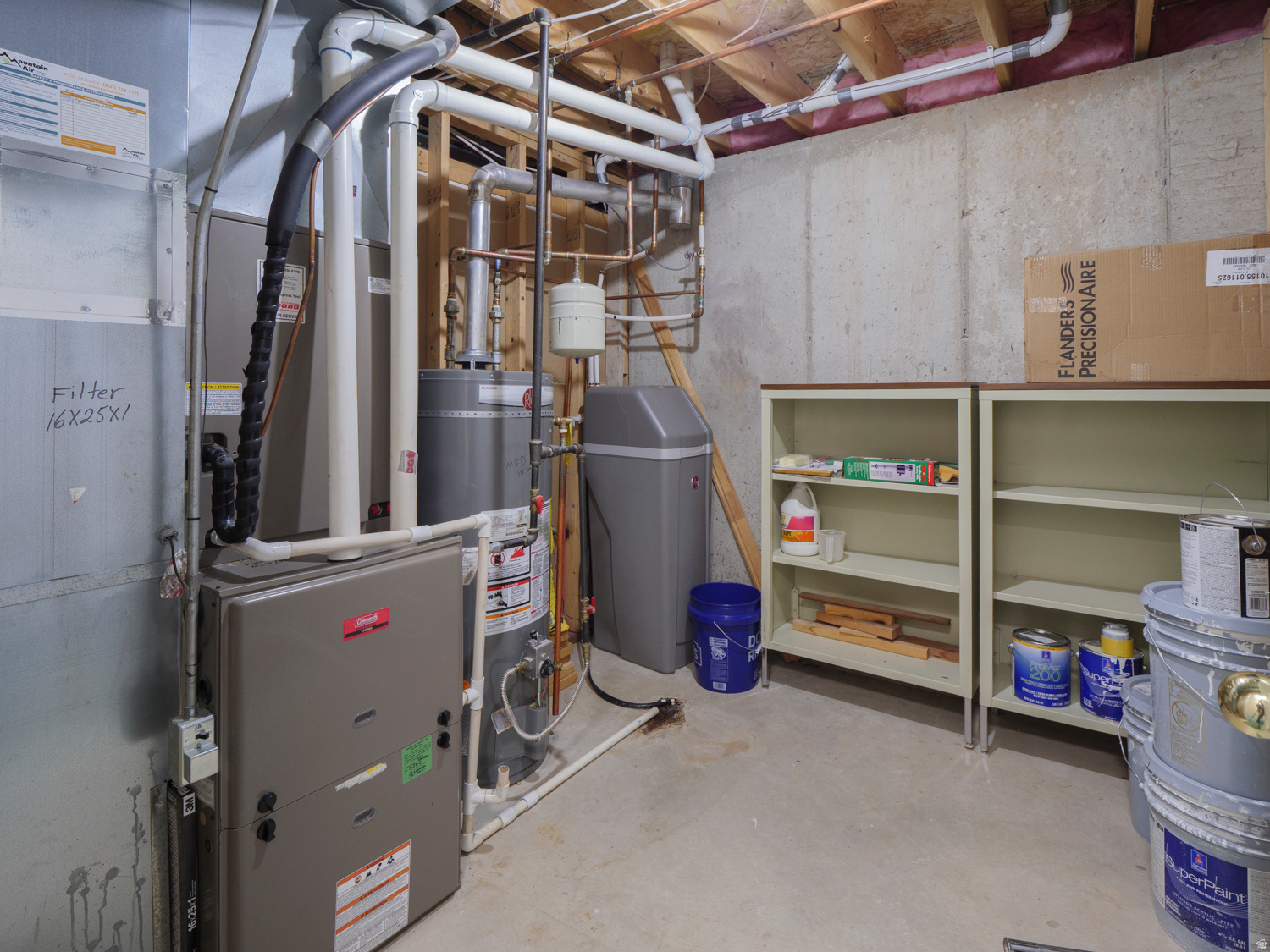main property photo 27
