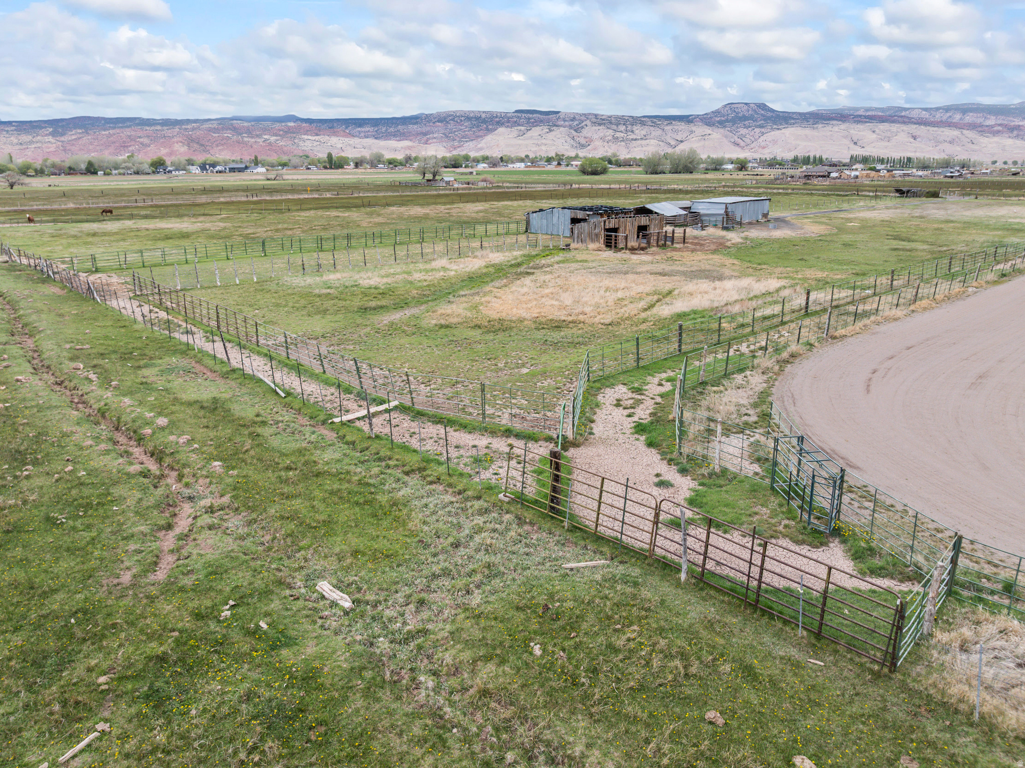 main property photo 13
